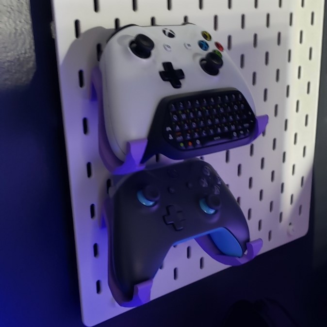Xbox One Controller Holder for Ikea Peg Board (Skadis) by