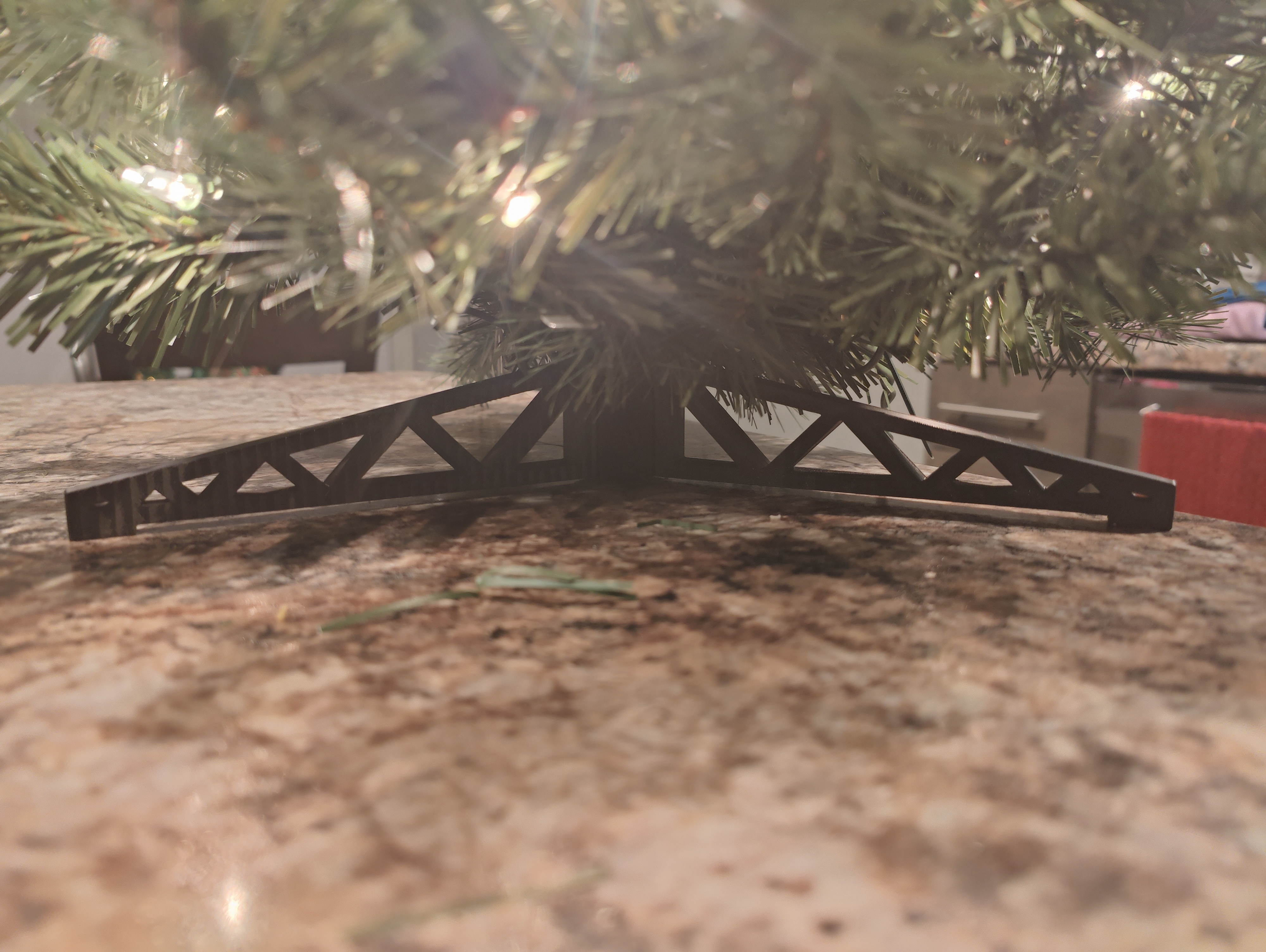 Miniatura 2 do modelo 3D Mini Christmas Tree Stand