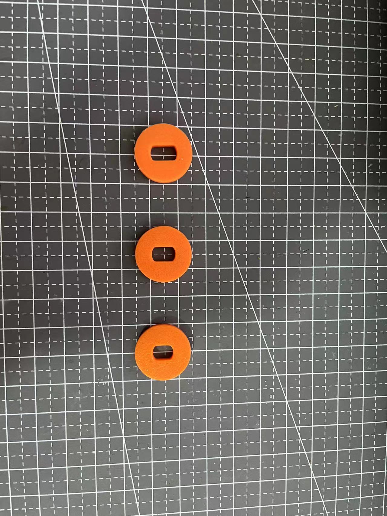 more accurate spacer -safe box - 3 digit combination