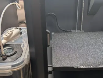 Reverse magnet door stop