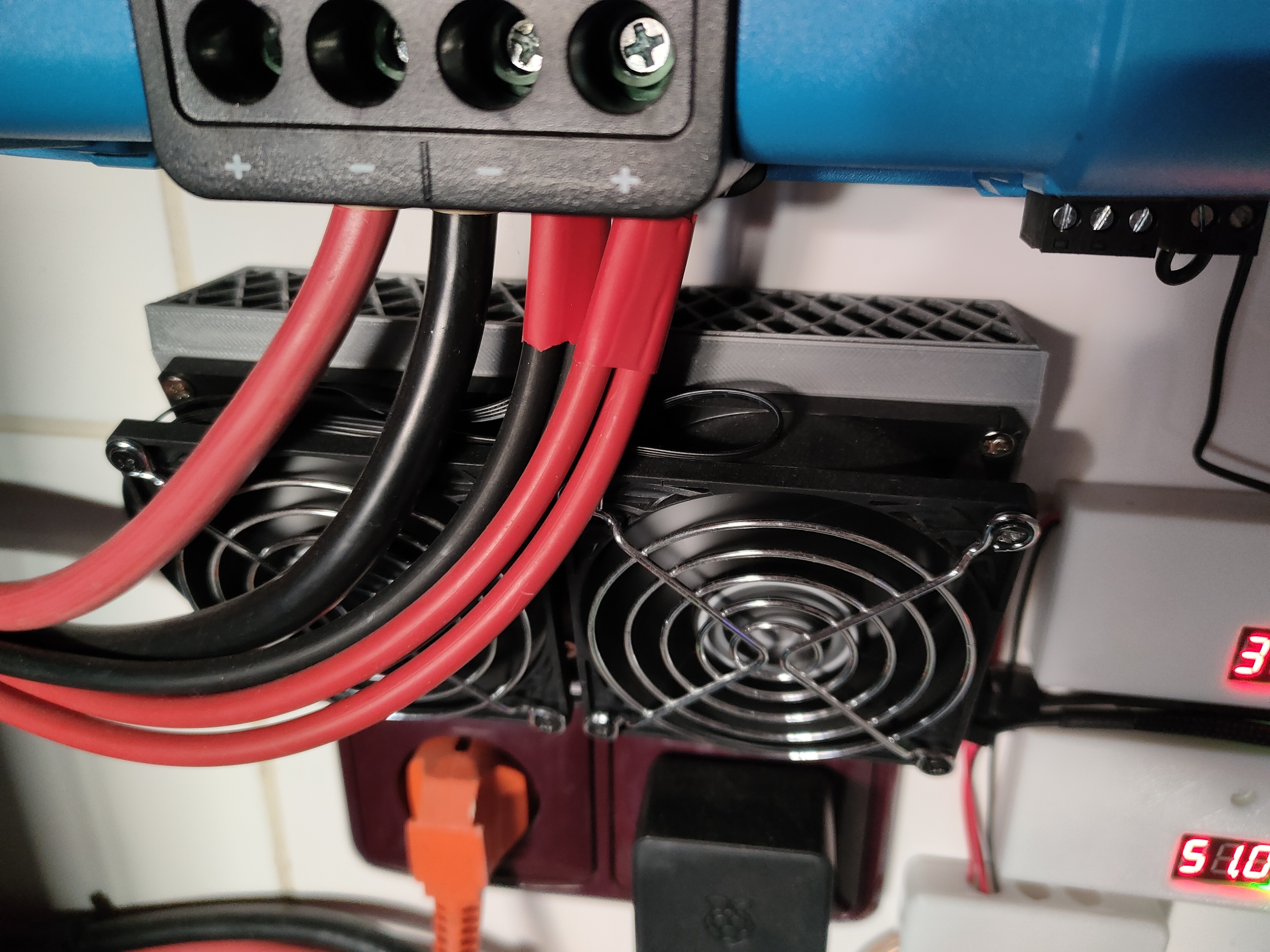 2x 80mm FAN MOUNT