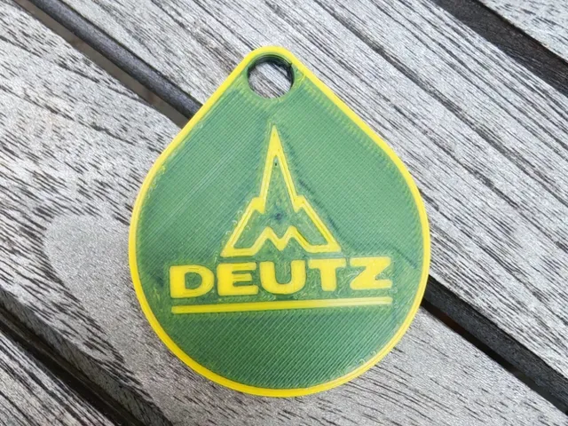 DEUTZ keychain