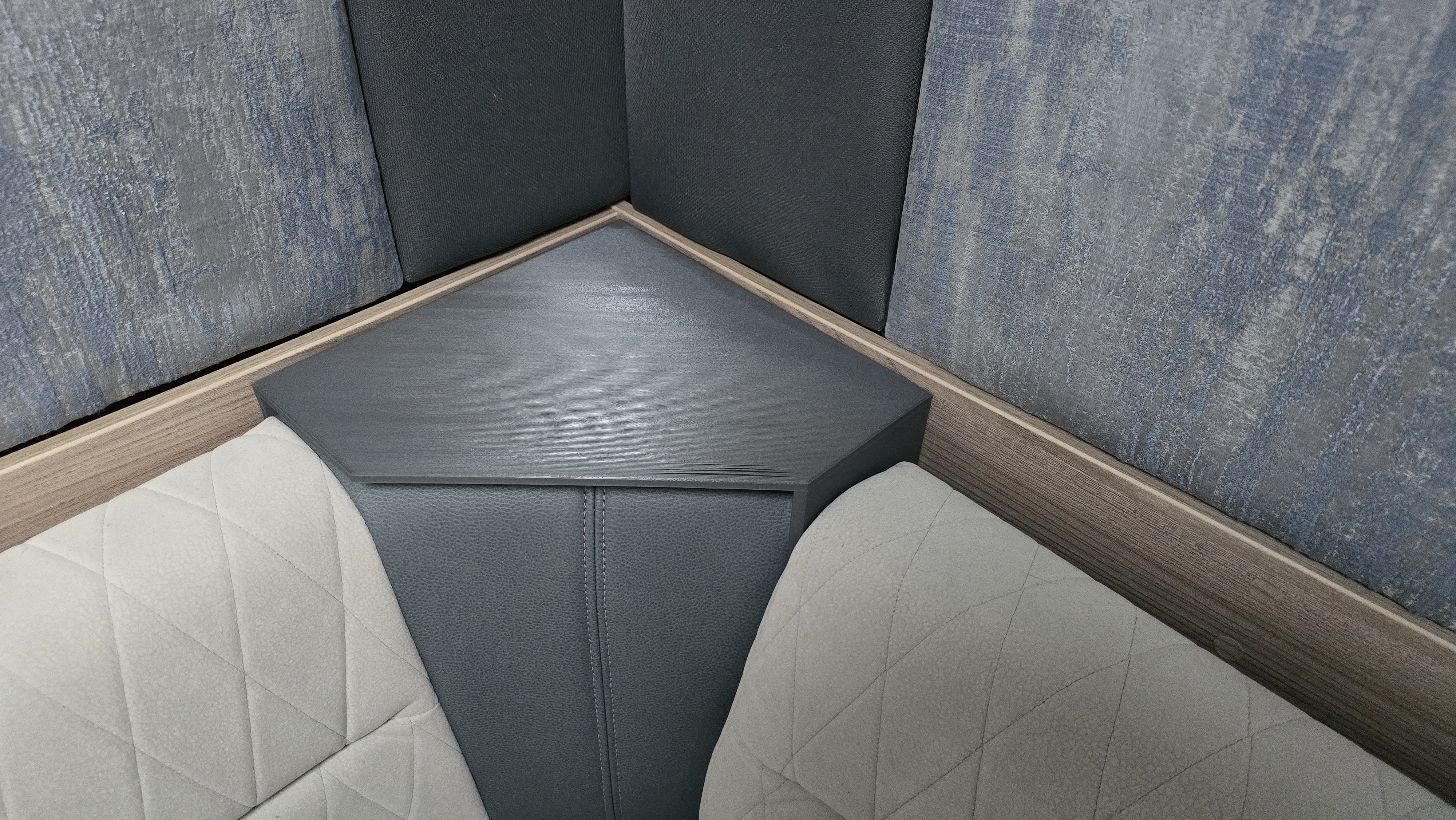 Swift Ascari Shelf
