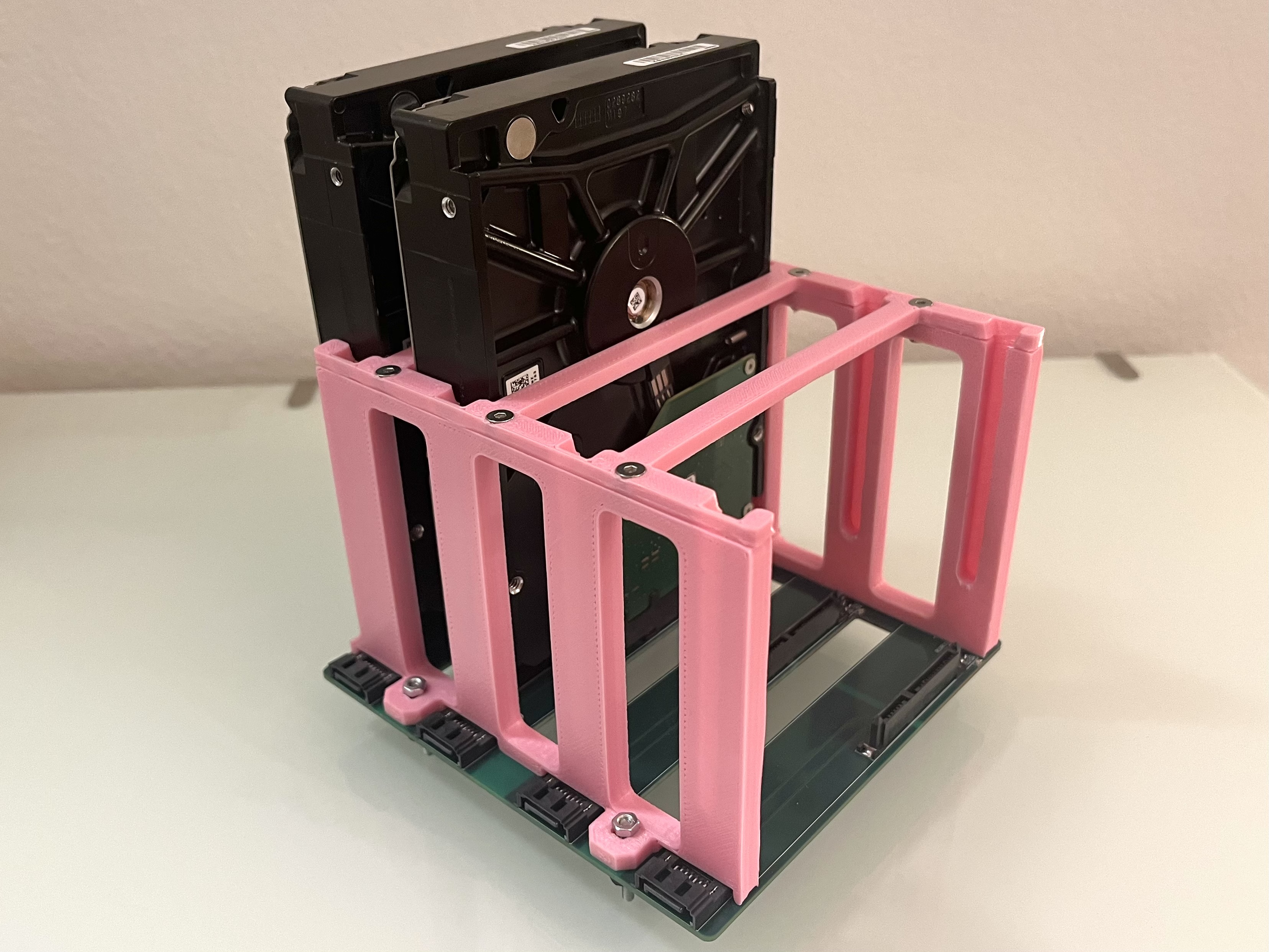 Toolless Drive Cage - 4x HDD (SATA Backplane) 3D model