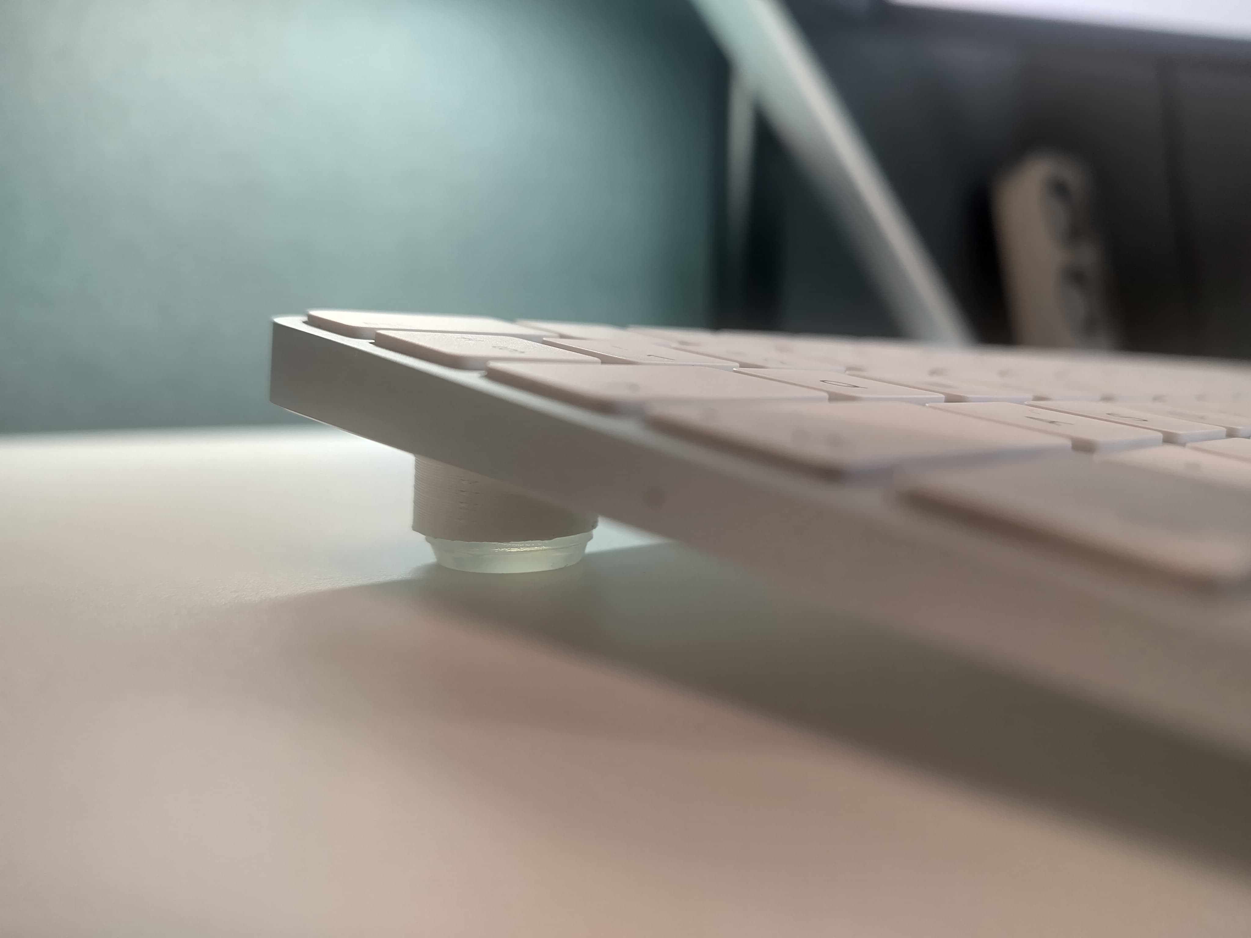 Apple Magic Keyboard Simple Riser 5° (1cm)