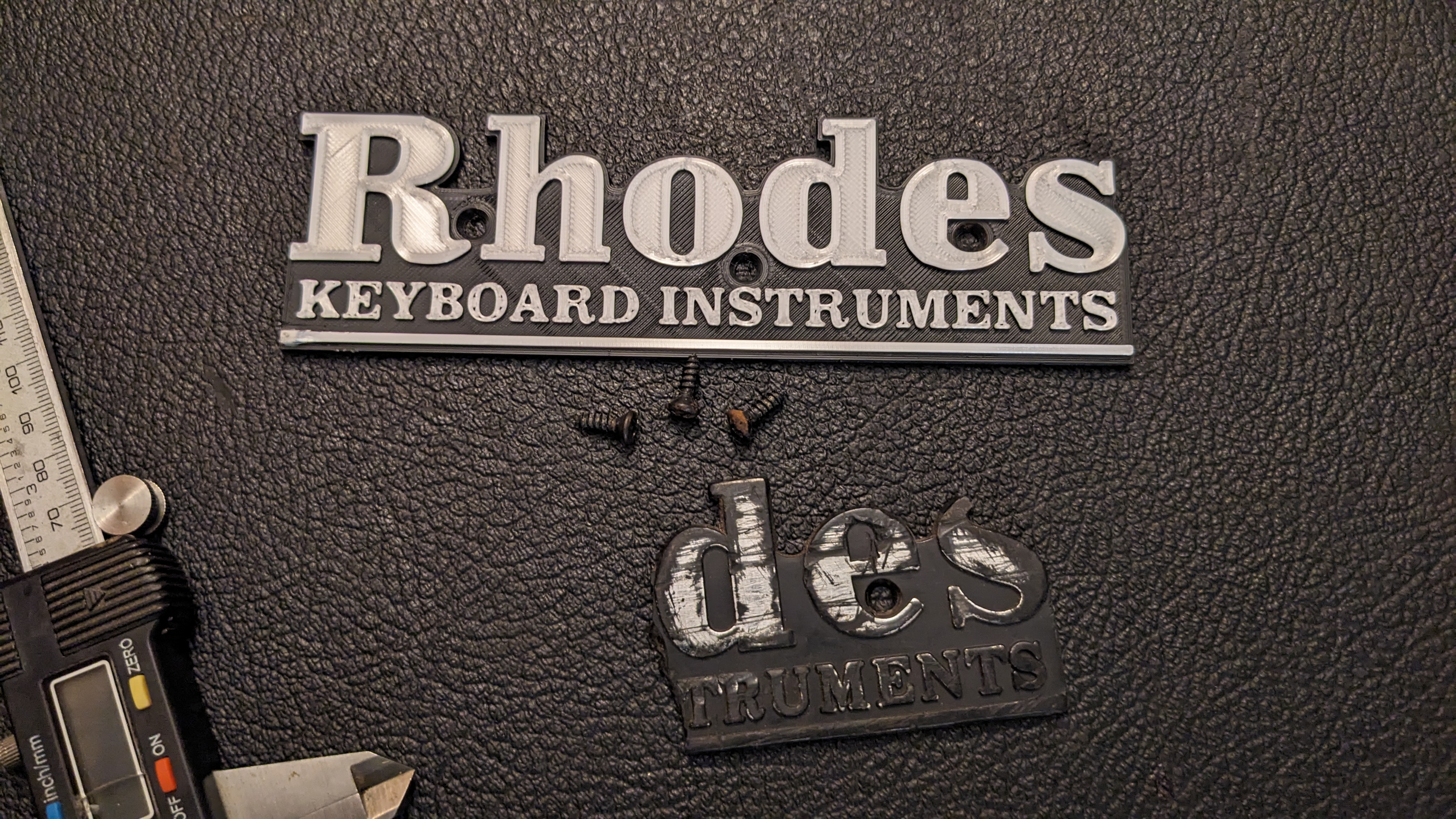 Fender Rhodes Piano Rear Logo