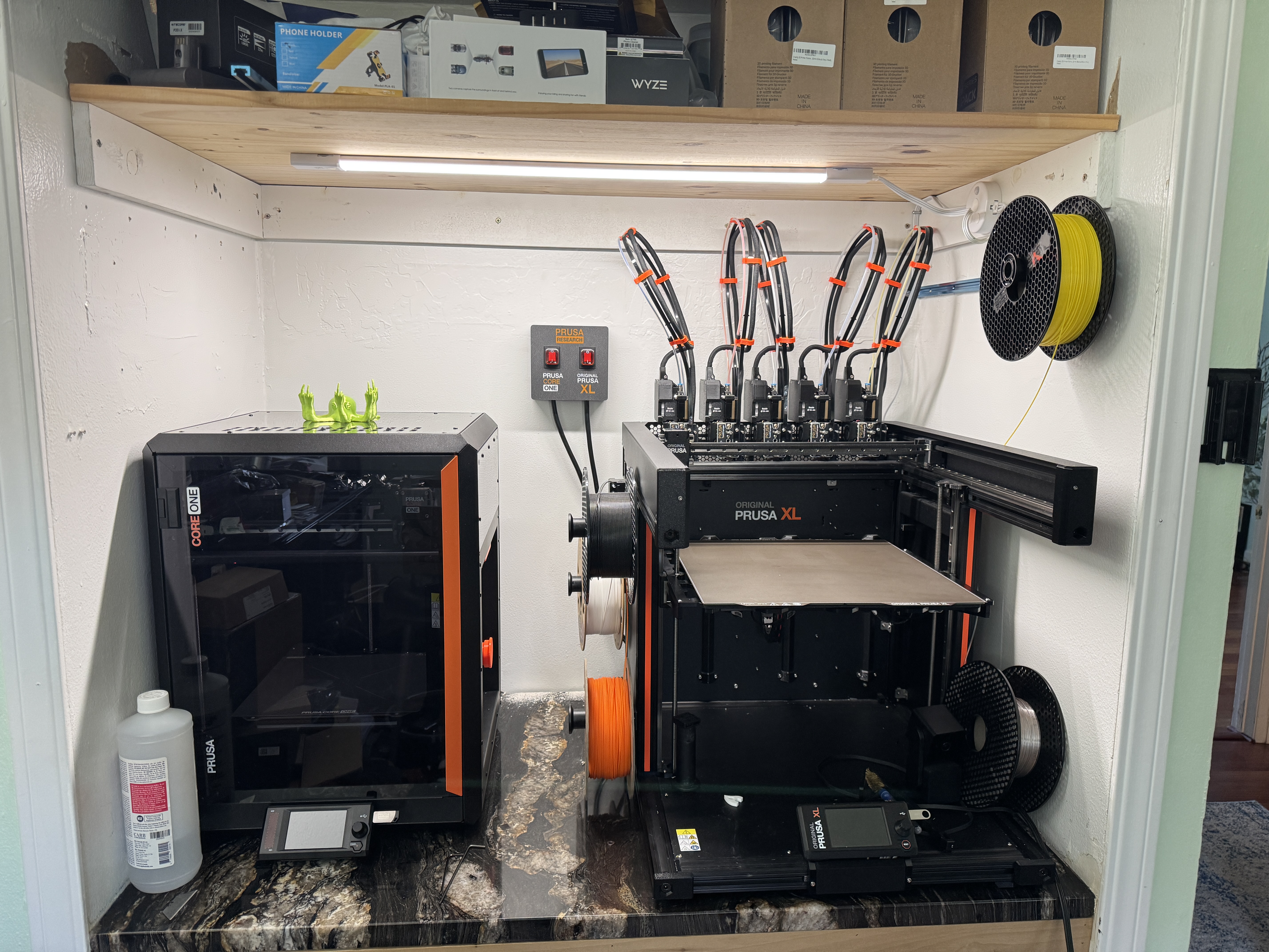 Miniatura 2 do modelo 3D Dual Printer Power Switch Box