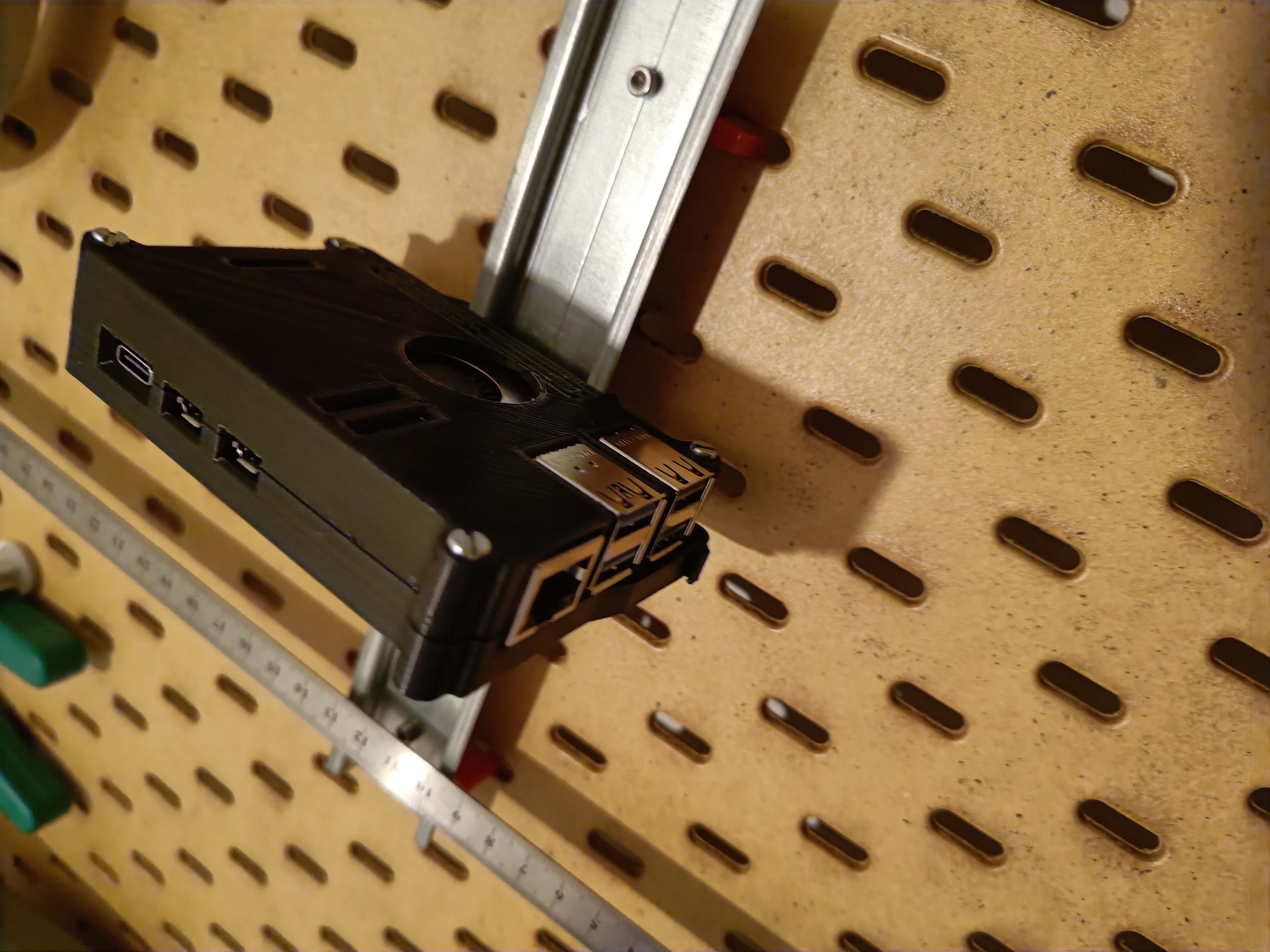 Raspberry pi 5 Din Rail