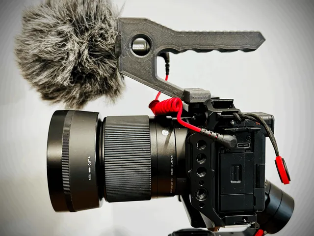 Top handle camera rig