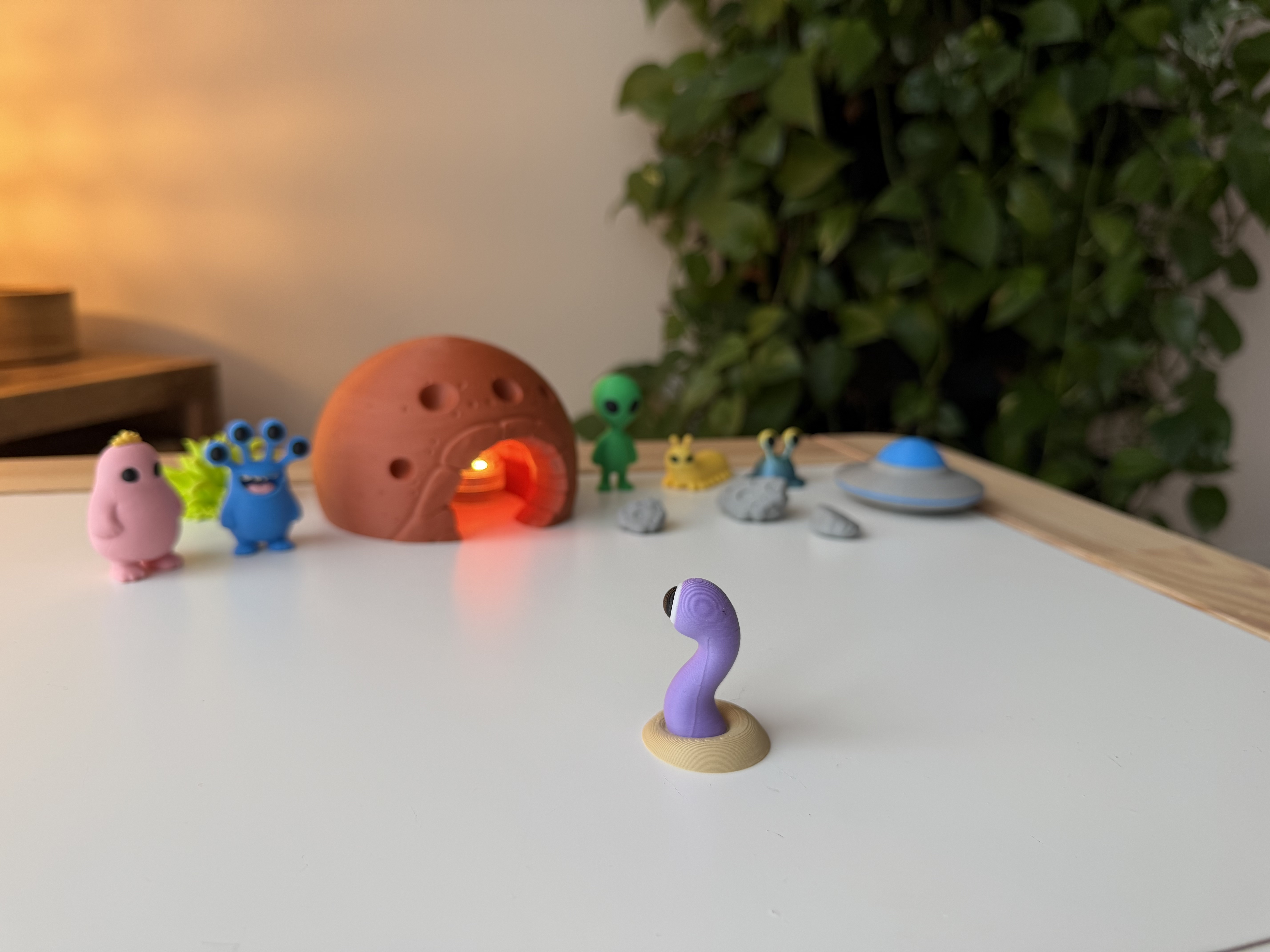 Miniatura 2 do modelo 3D Worm Alien - "Pip"