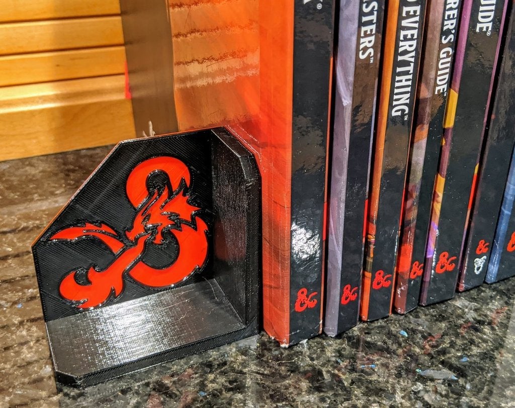 Miniatura 2 do modelo 3D D&D Logo Bookends
