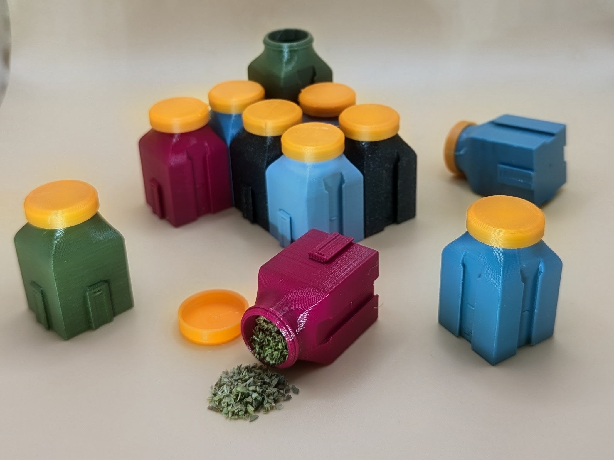 Joinable Mini-Bin with Lid