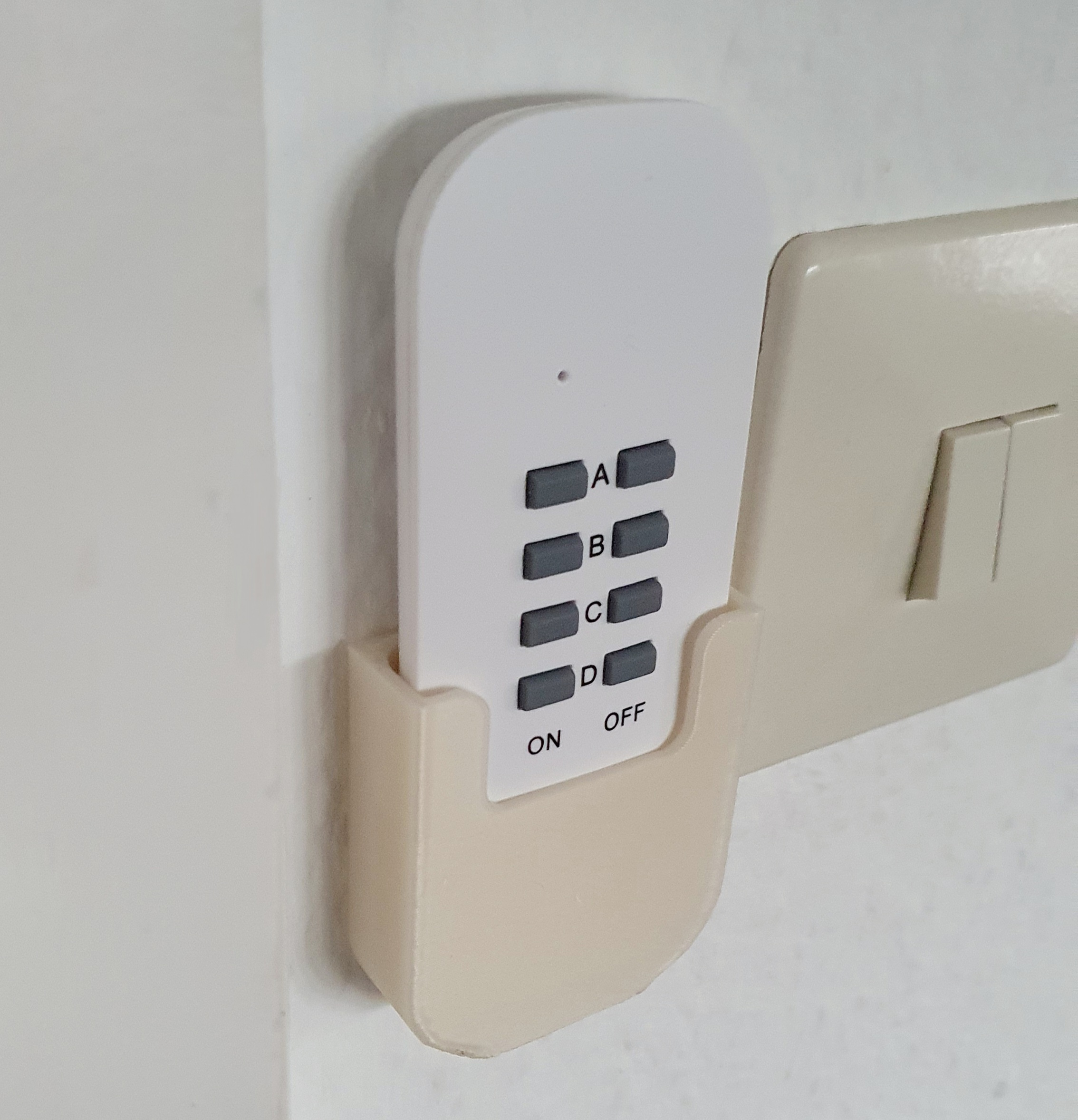 Unitec 48110 remote control wall bracket by Andreas G Download free