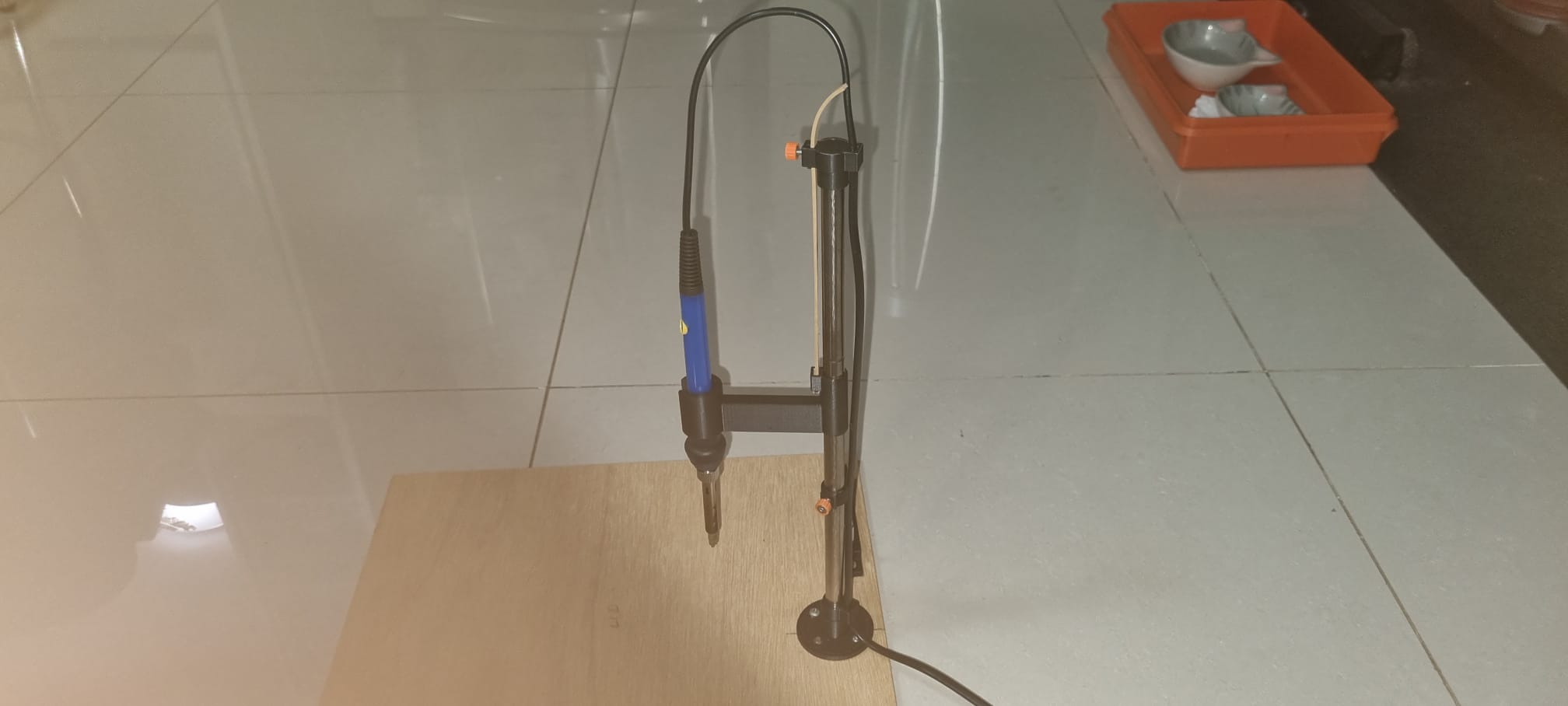 Miniatura 11 do modelo 3D Simple Heat Insert Press