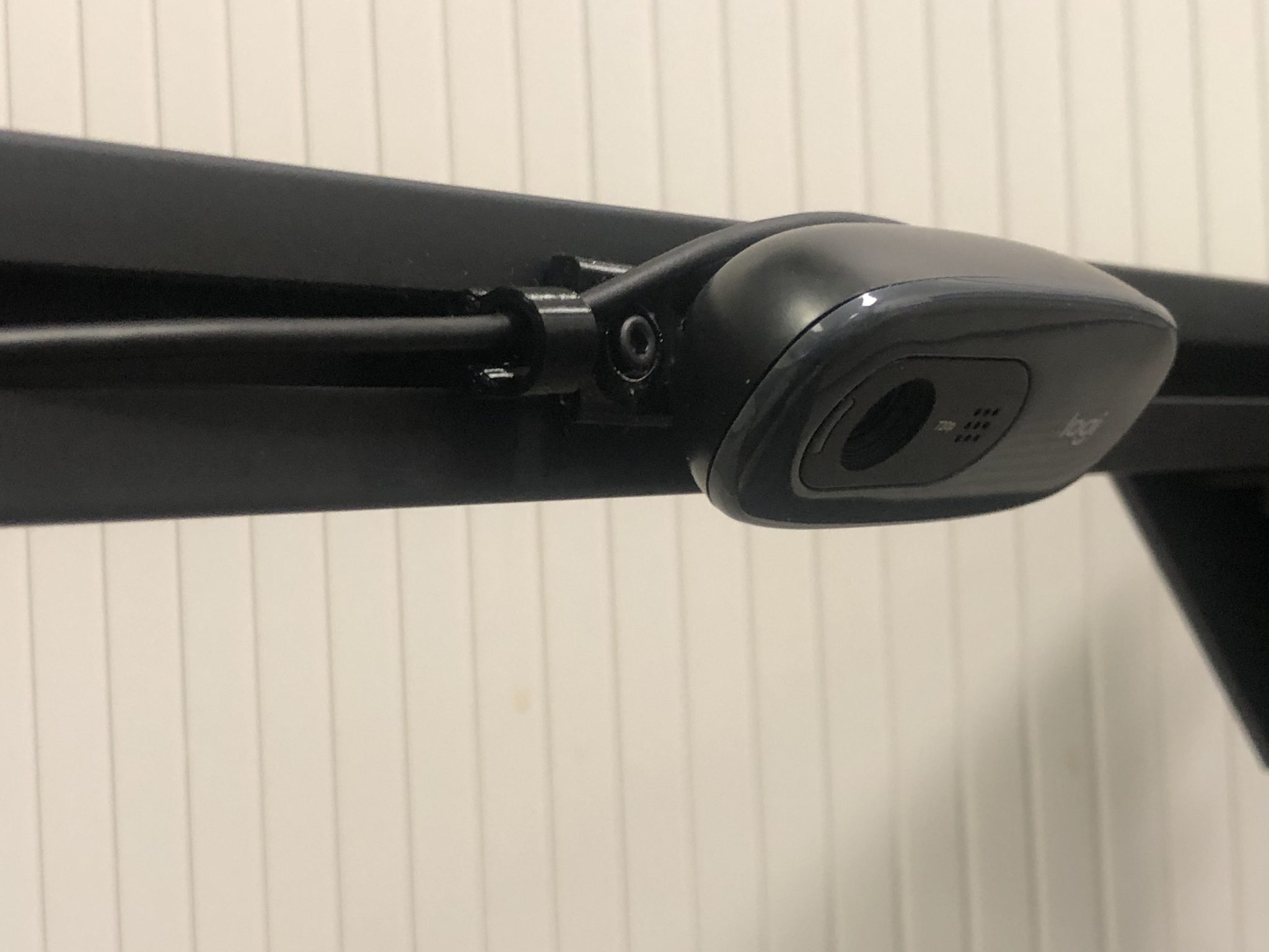 Logitech webcam mount on 3030 aluminium slot profile by Maxim