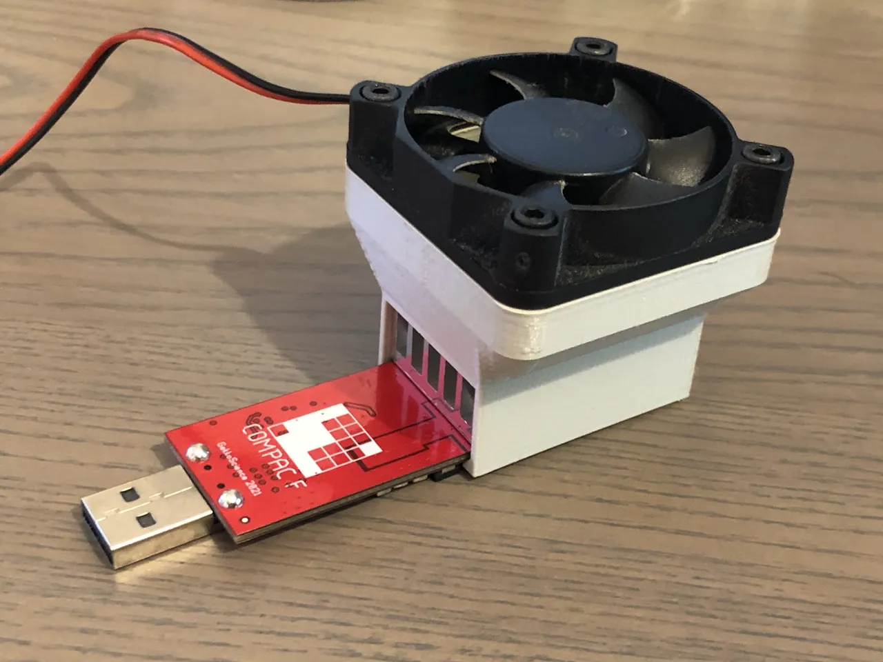 USB BITCOIN ASIC MINER!  GekkoScience Compac F Setup and Review