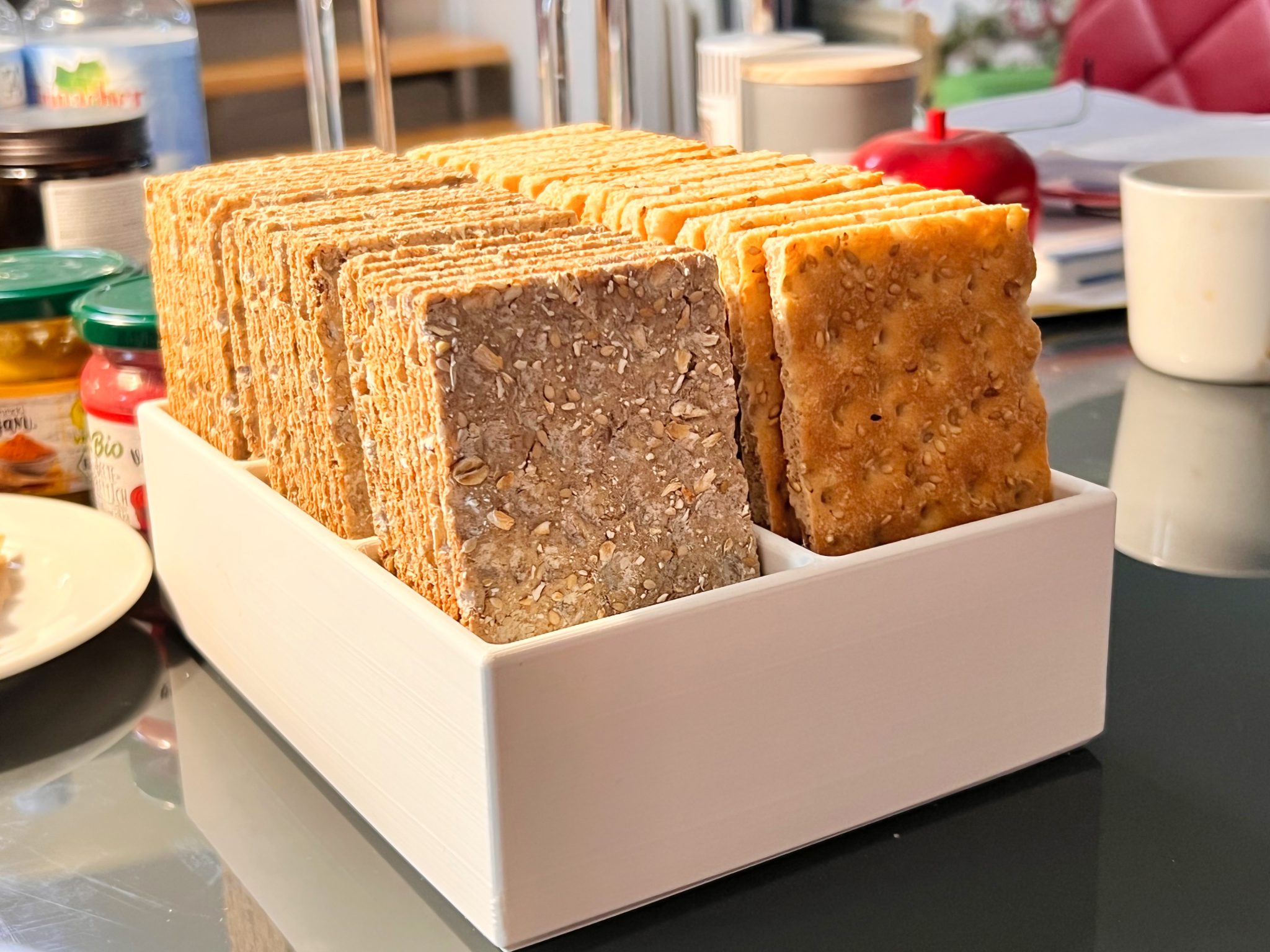 Crispbread box