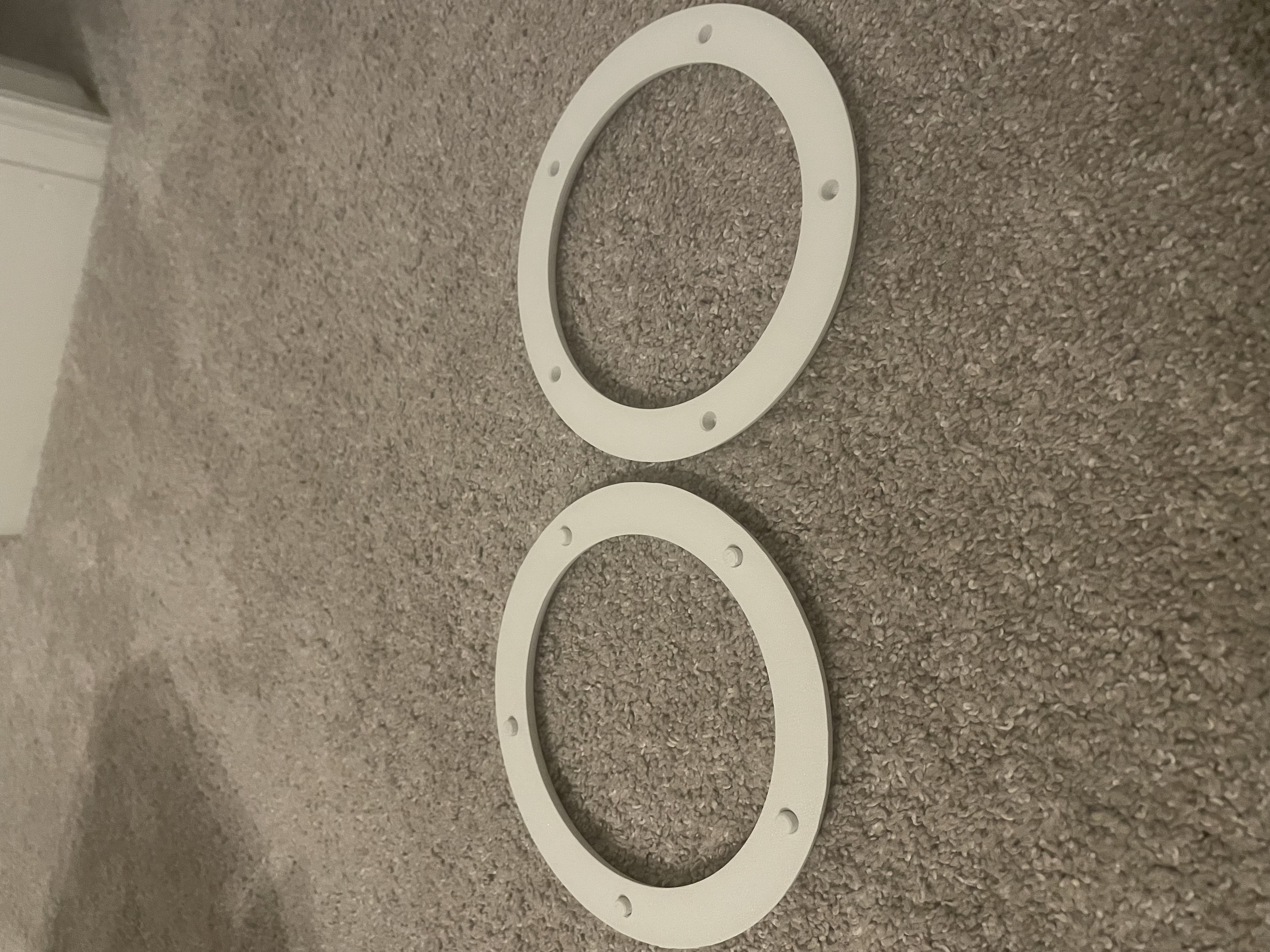 Parametric and Supportless Gymnastics Rings