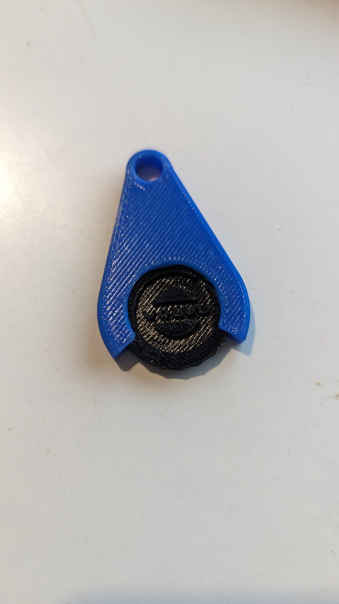 Keychain Coin plus holder by Alexander t Download free STL model