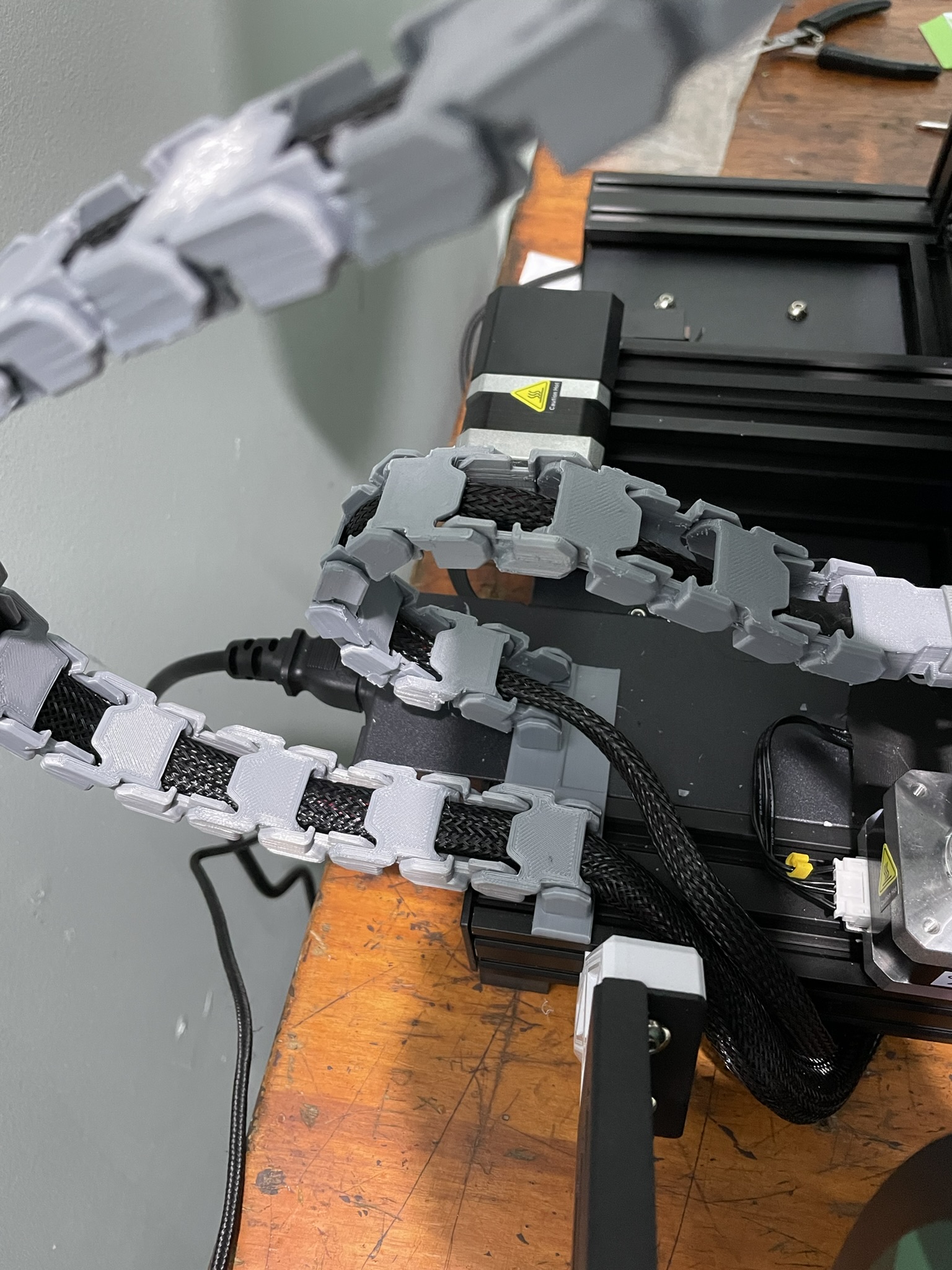 Ender 3 V2 Neo chain mounting points