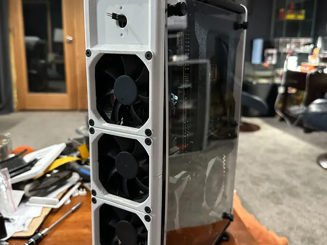 Trivalent ITX - a compact 3D printable computer case