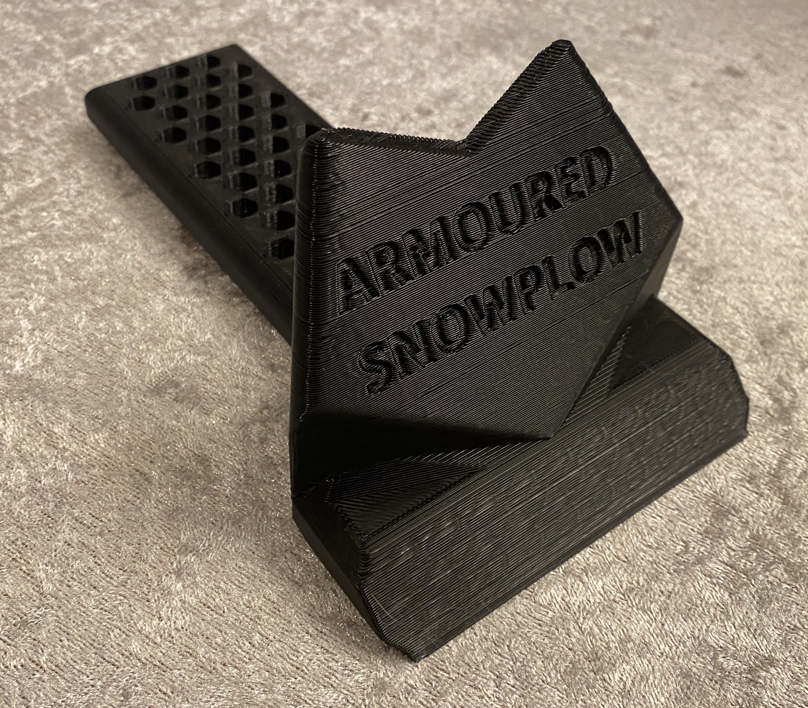 Armored Snowplow - Ice scraper with hand shield