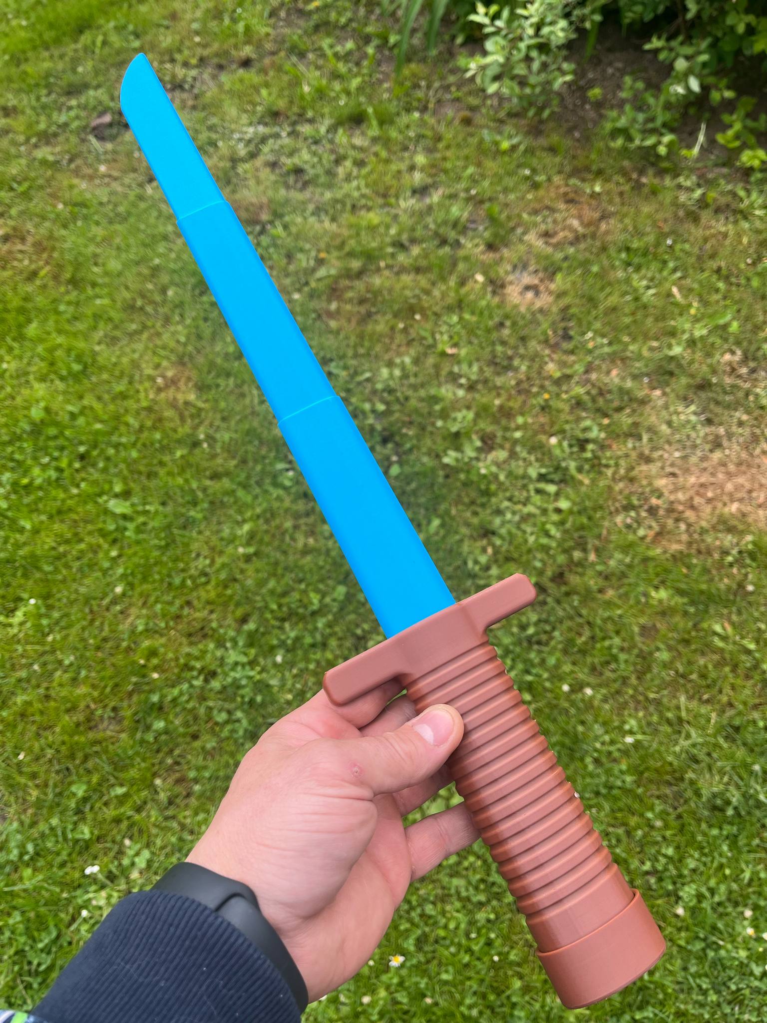 Miniatura 5 do modelo 3D Collapsible, retractable dagger