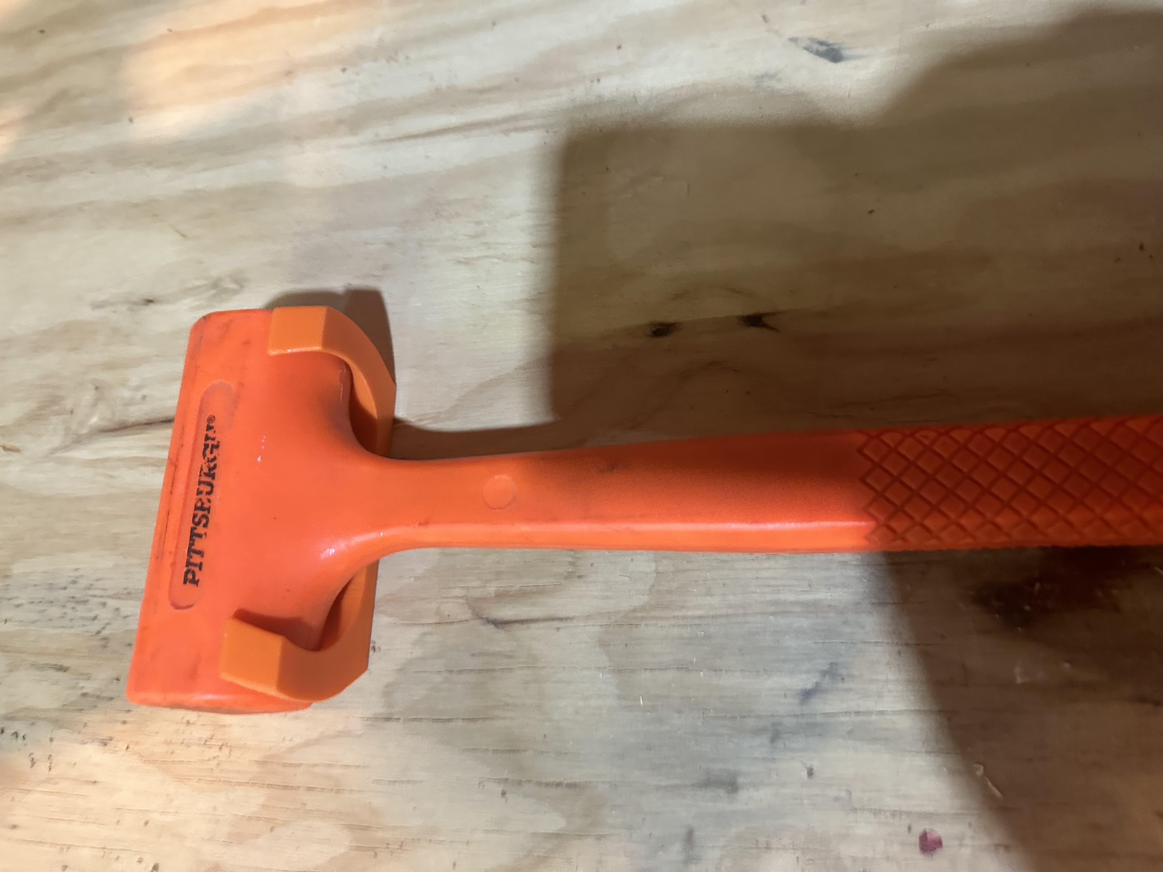 Wall mount holder for Harbor Freight Pittsburgh 1lb dead blow hammer by Michael M Download