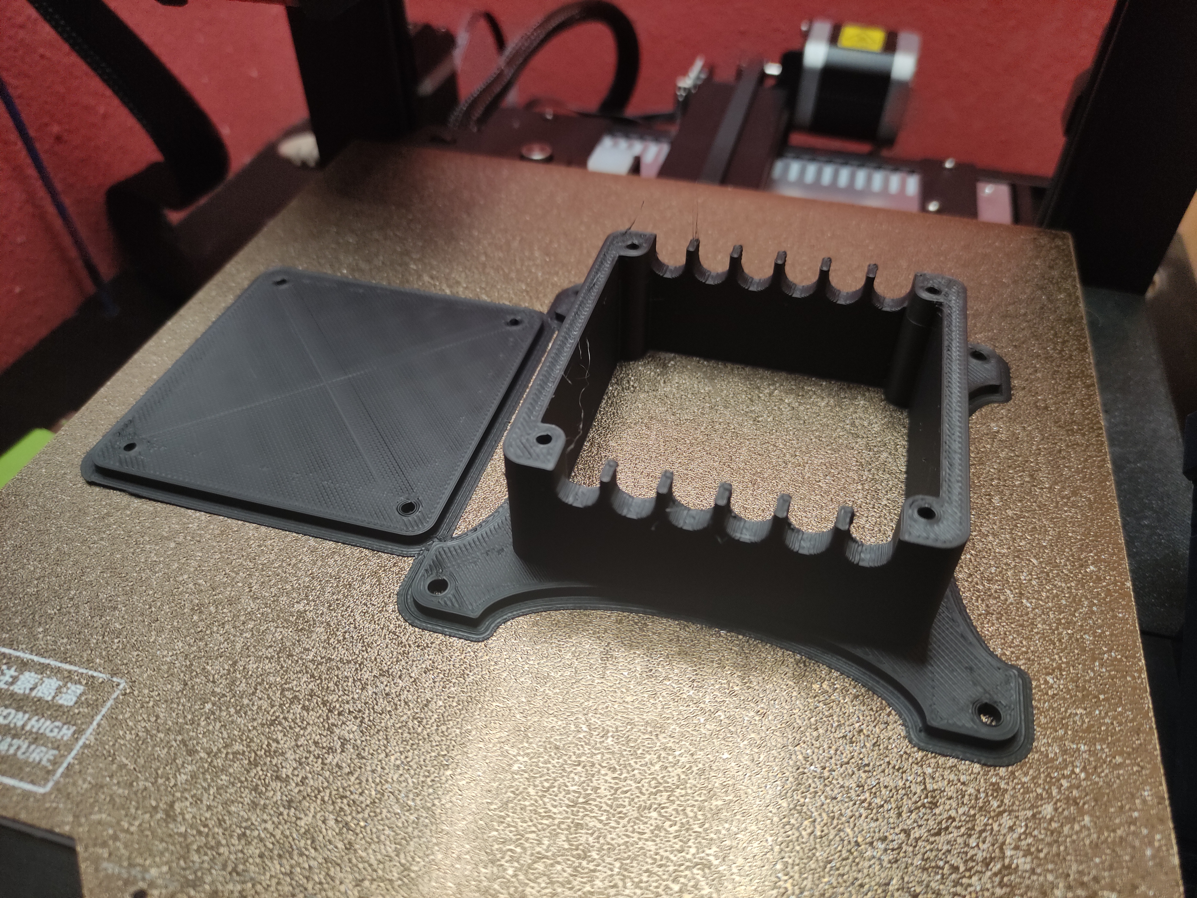 Universal Box for VESA 100 Mount