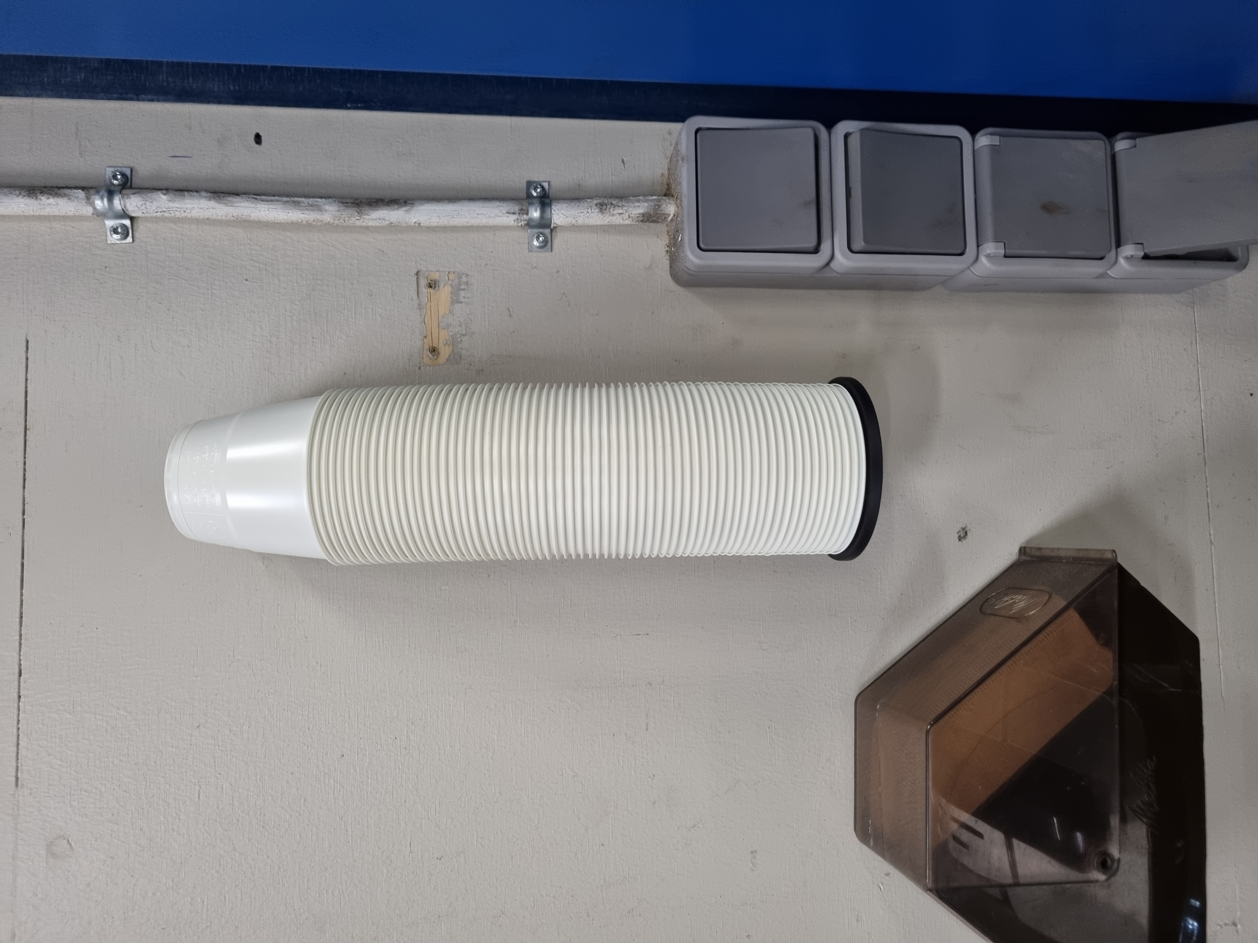 Wallmounted Cupholder — miniatura 3