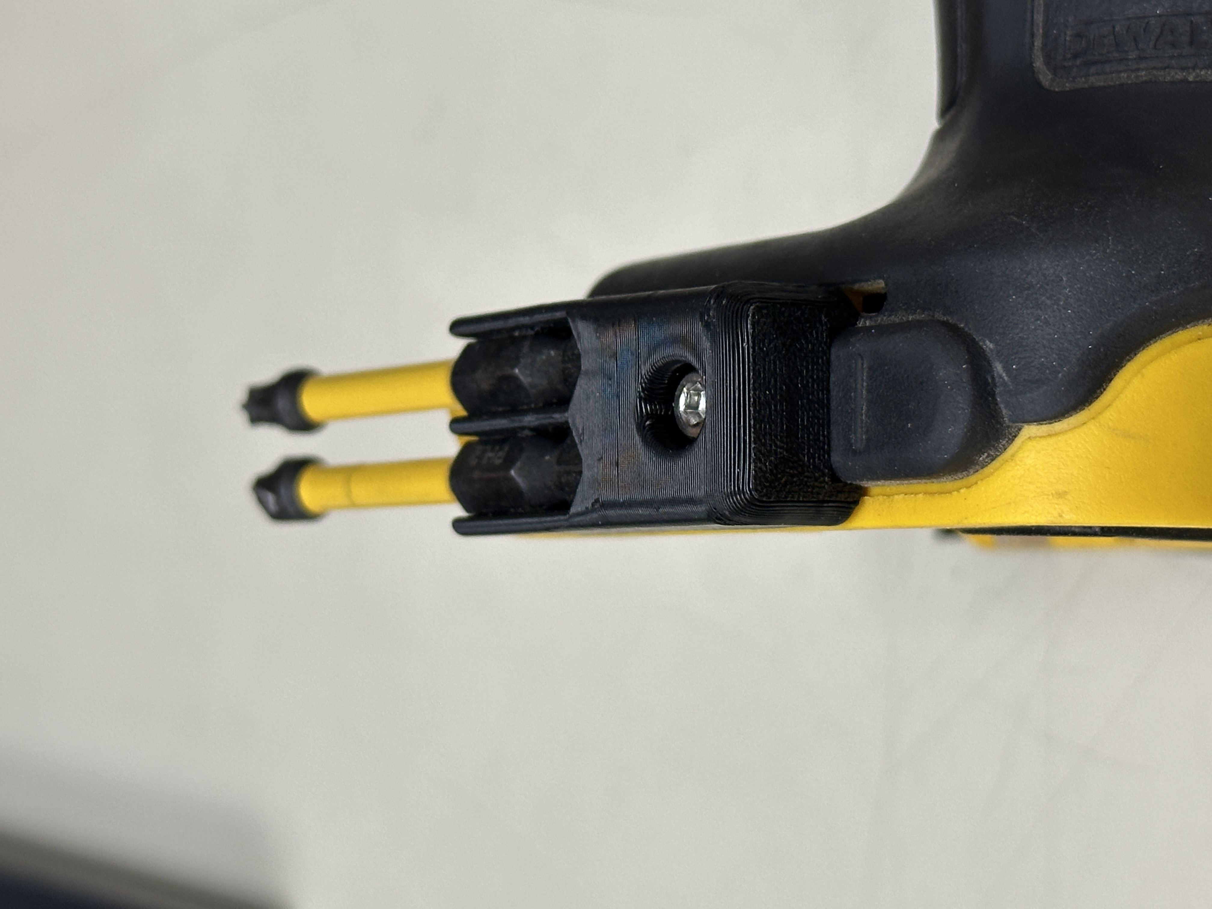 DeWalt Bit Holder - Easy Insert/Remove — miniatura 8