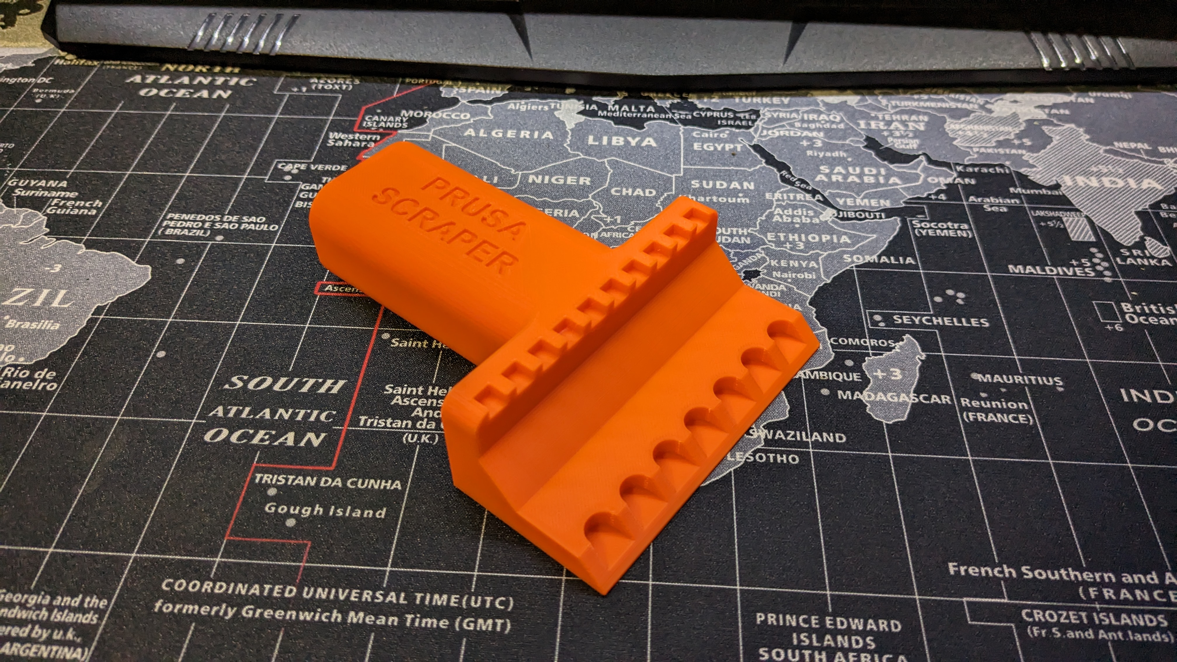 Prusa Ergonomic Windscreen Ice Scraper