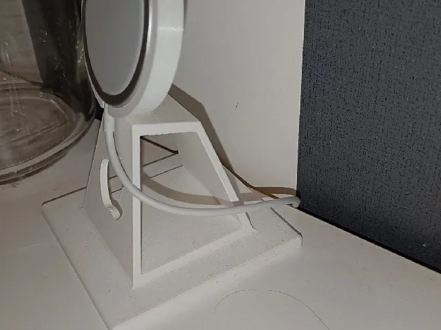 magsafe charger stand