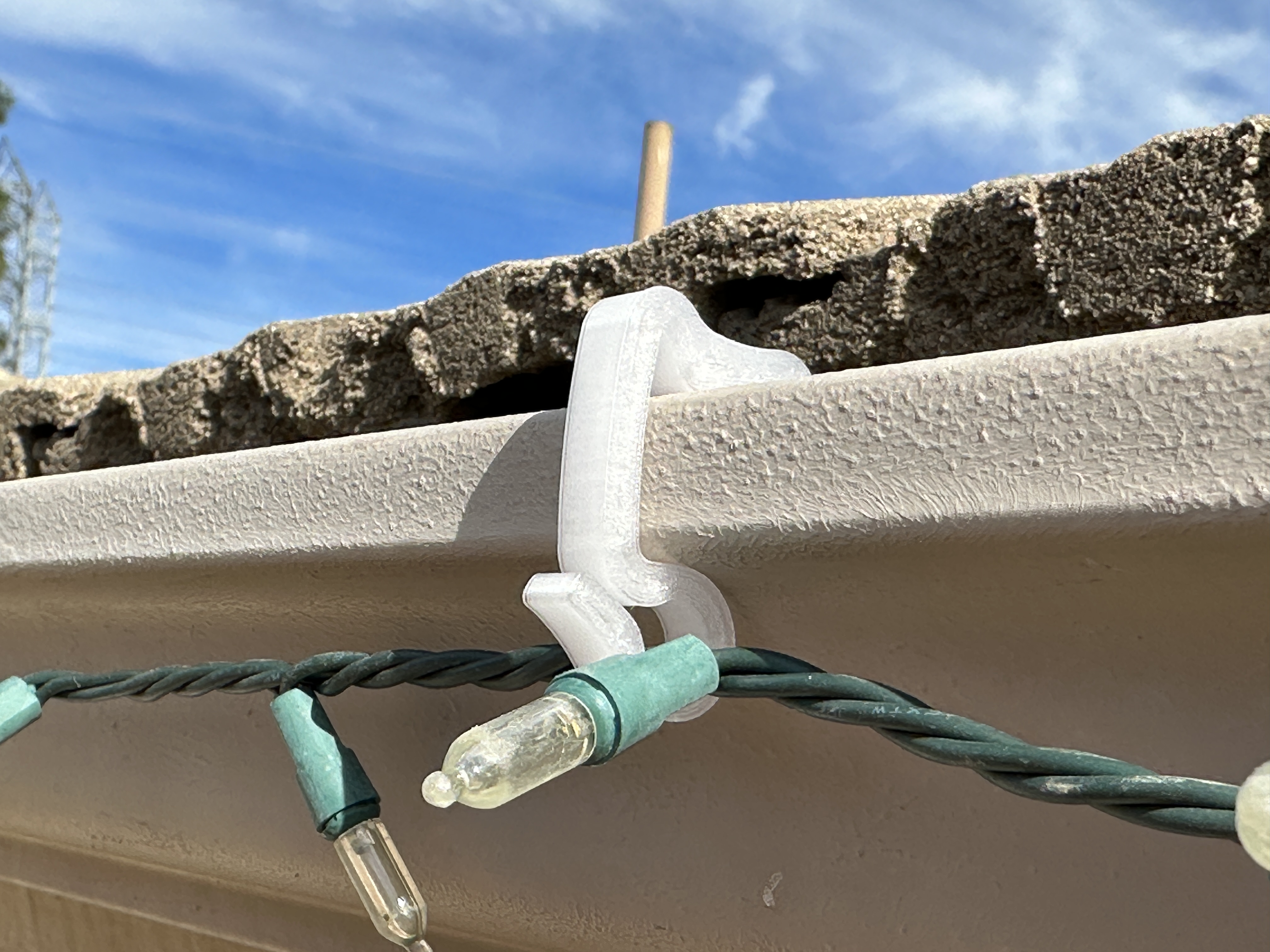 Christmas light rain gutter clips by Jerry Lee Download free STL model