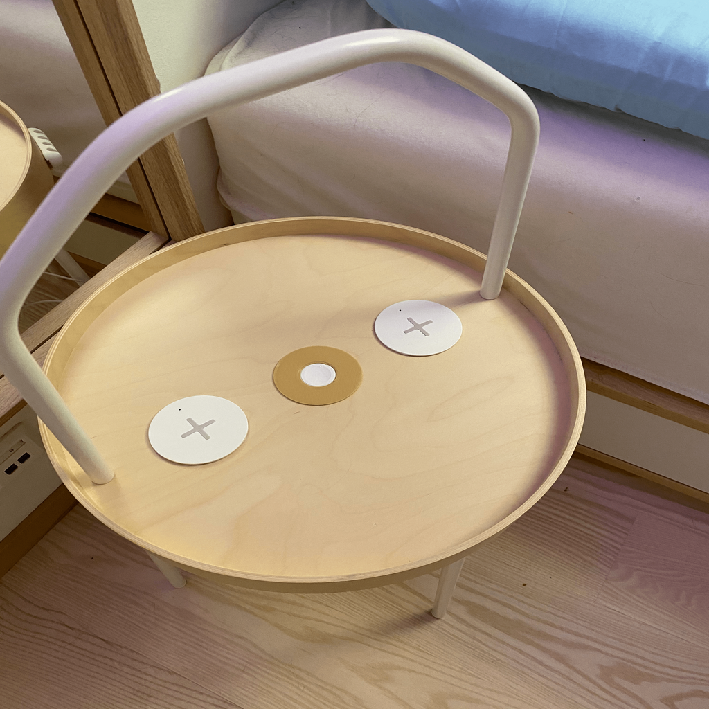 Apple Watch Flush Table Charger