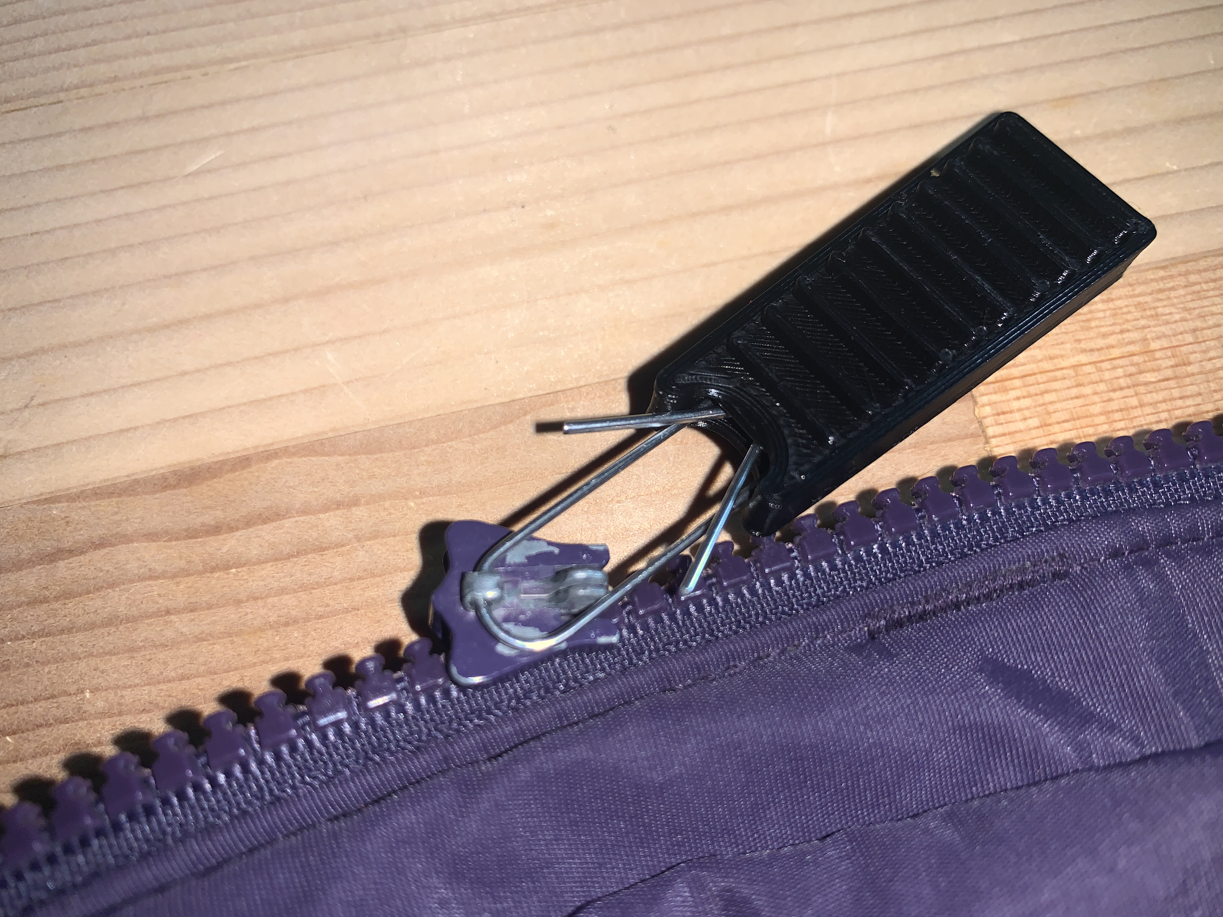 Broken Zipper Pull Replacement by Rifraf, Download free STL model