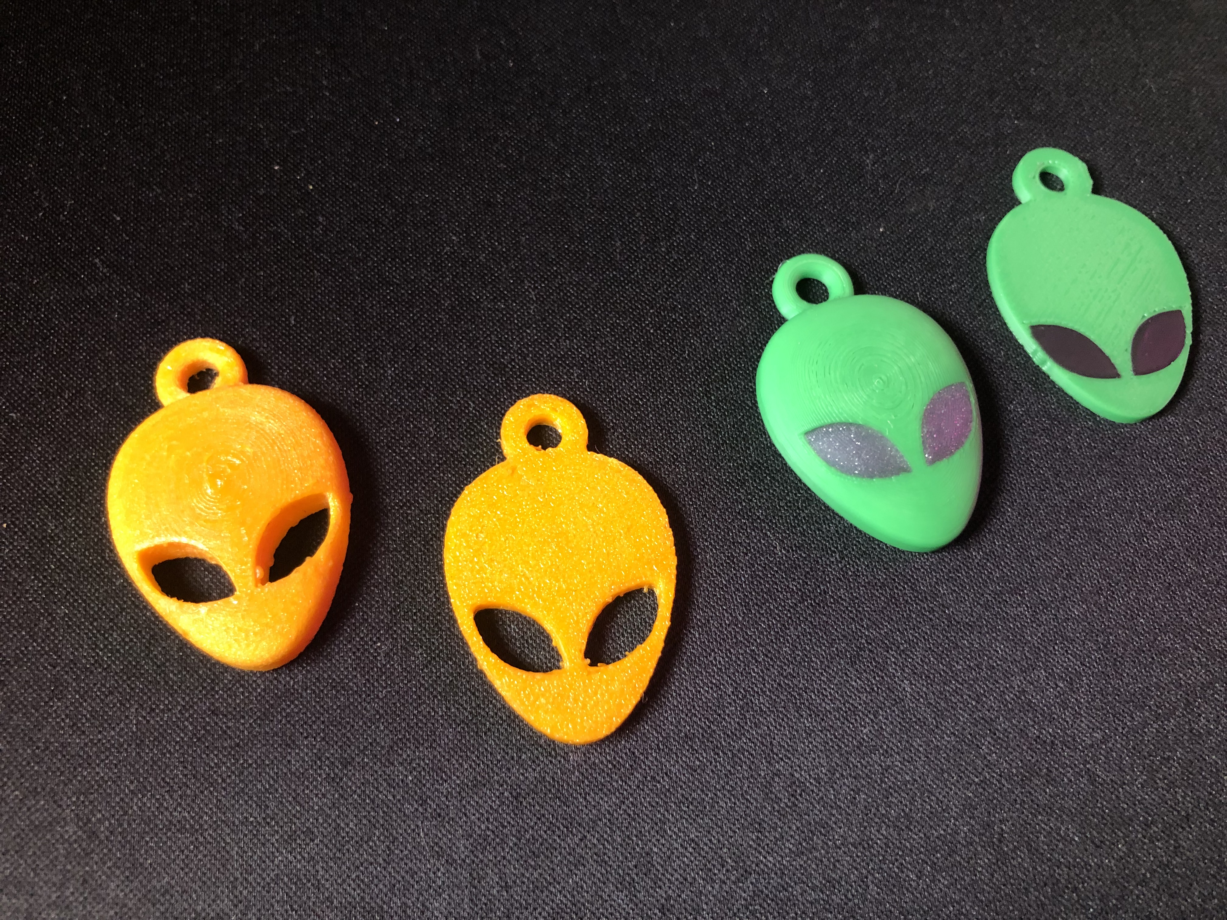 Alien Head Keychain / Pendant