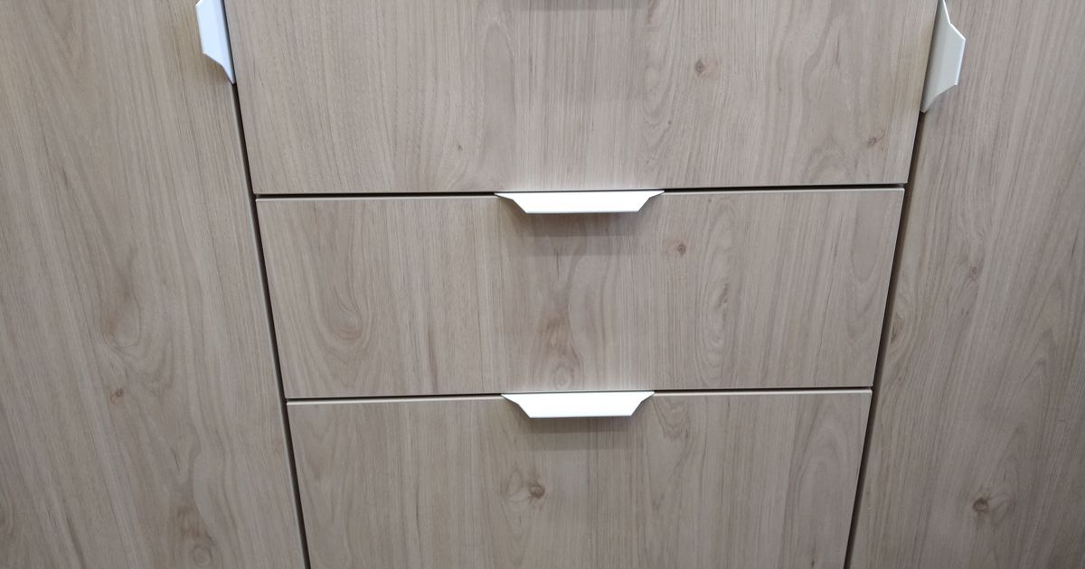 No drill door and drawer handles for 18mm thick panels by