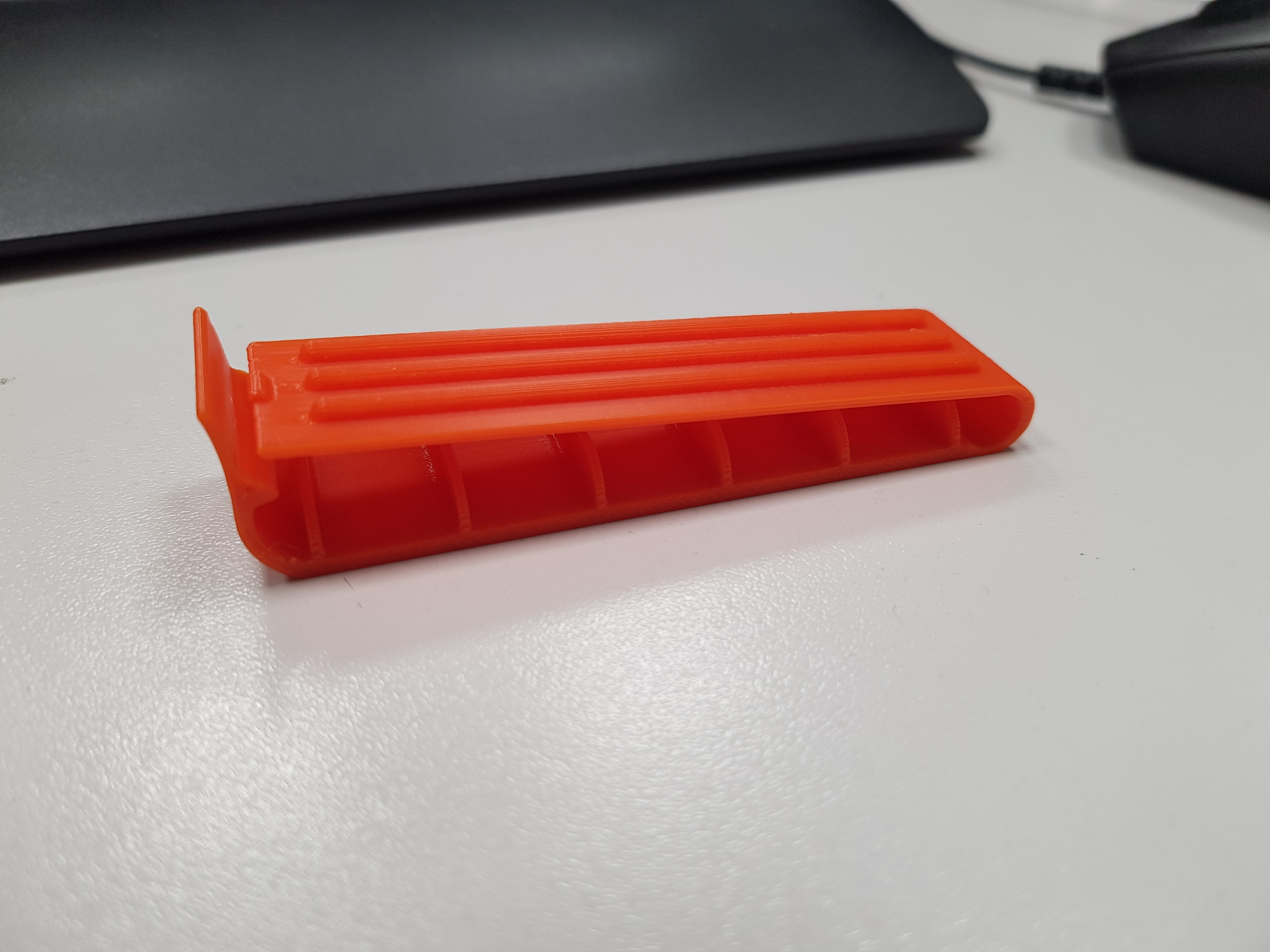 Cable clip by Emil | Download free STL model | Printables.com