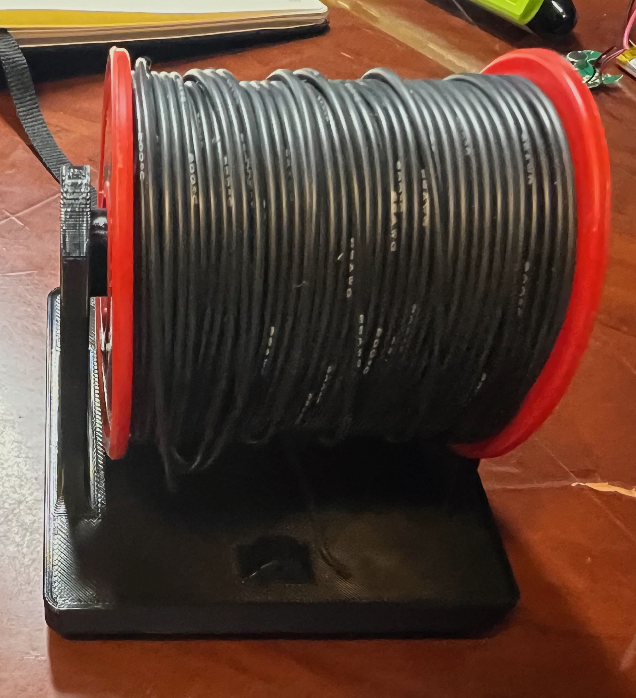 Gridfinity Wire Spool Holder 68mm spacing by sburggsx Download free