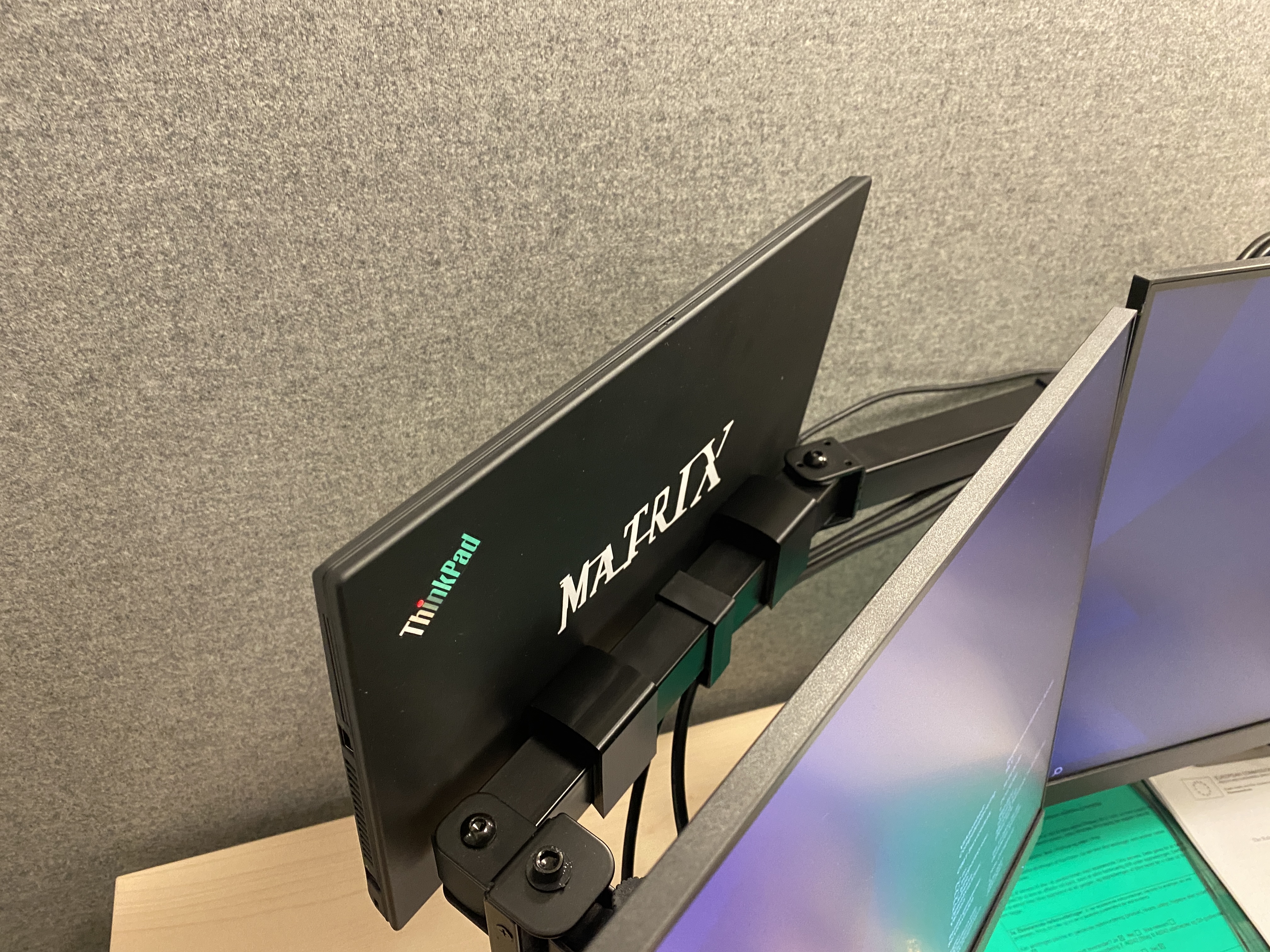 SmartBracket X30 - laptop mount for 30mm x 30mm square