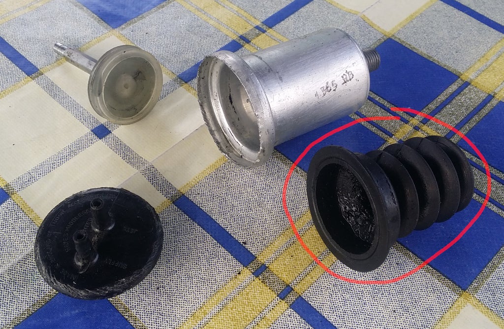 Triumph TR4 - Wiper Pump Bellow - replacement part