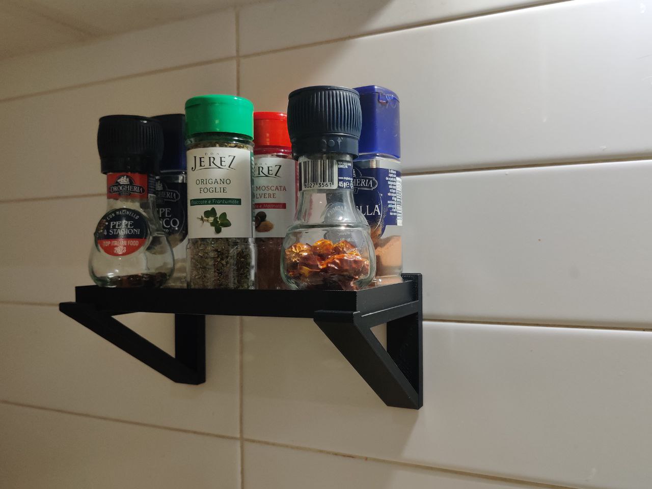 Small shelf easy to clean. by Peskere_98 Download free STL model