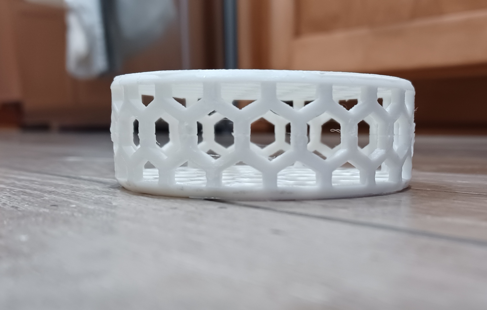 Airless Hexagonal Hockey Puck by Wigi Download free STL model