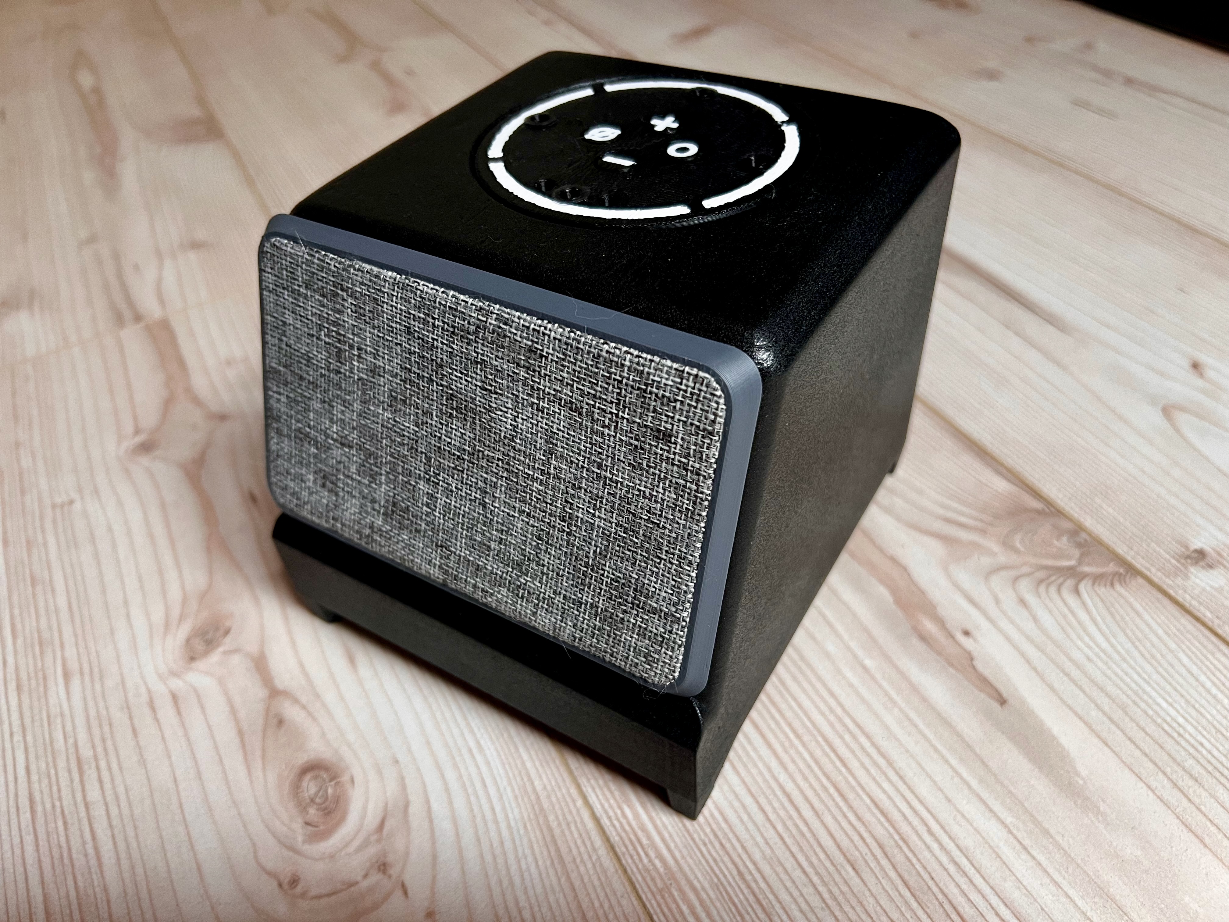 Satellite1 Desktop Speaker