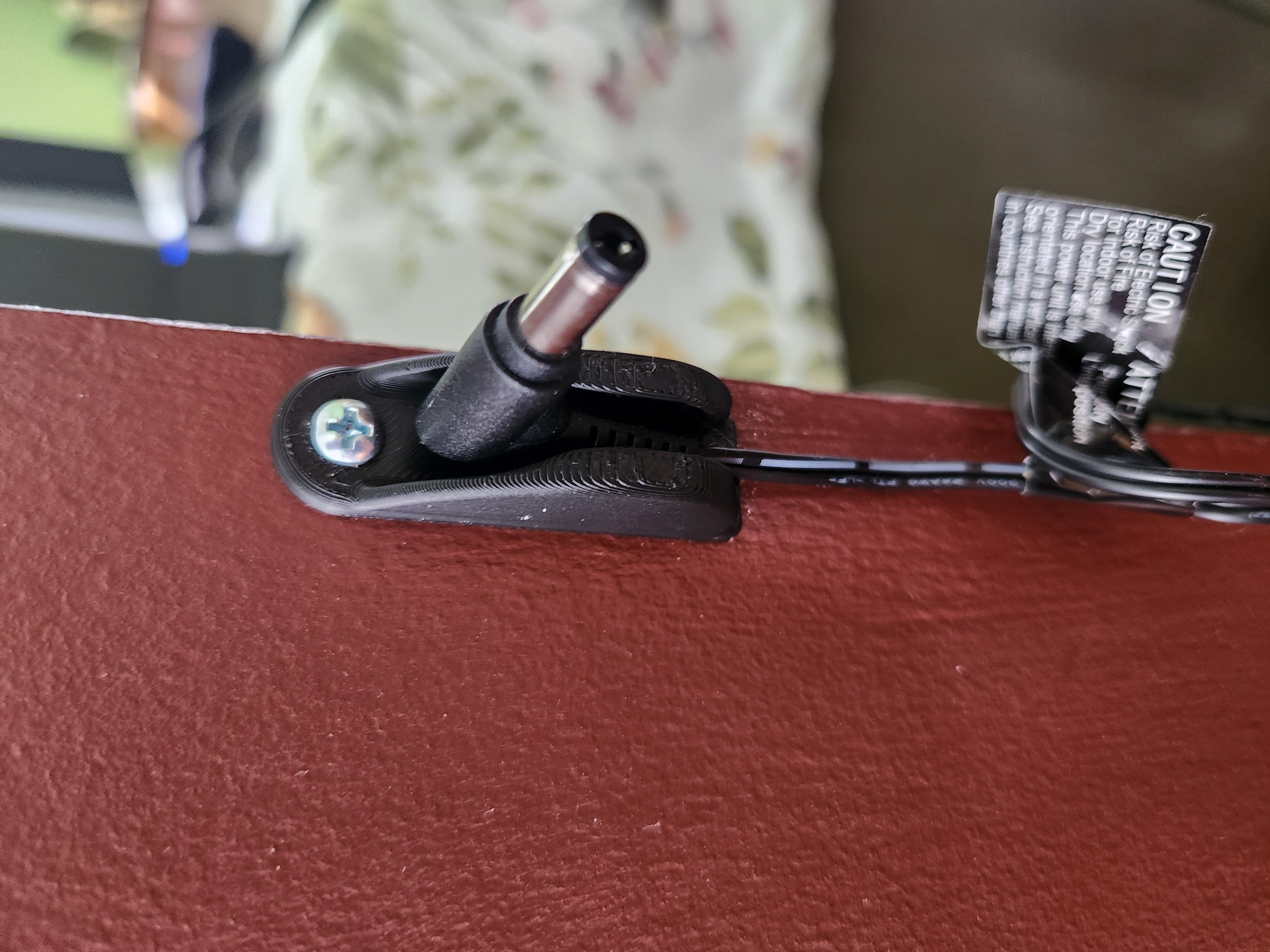 Wall Cord Hanger w/Screw hole