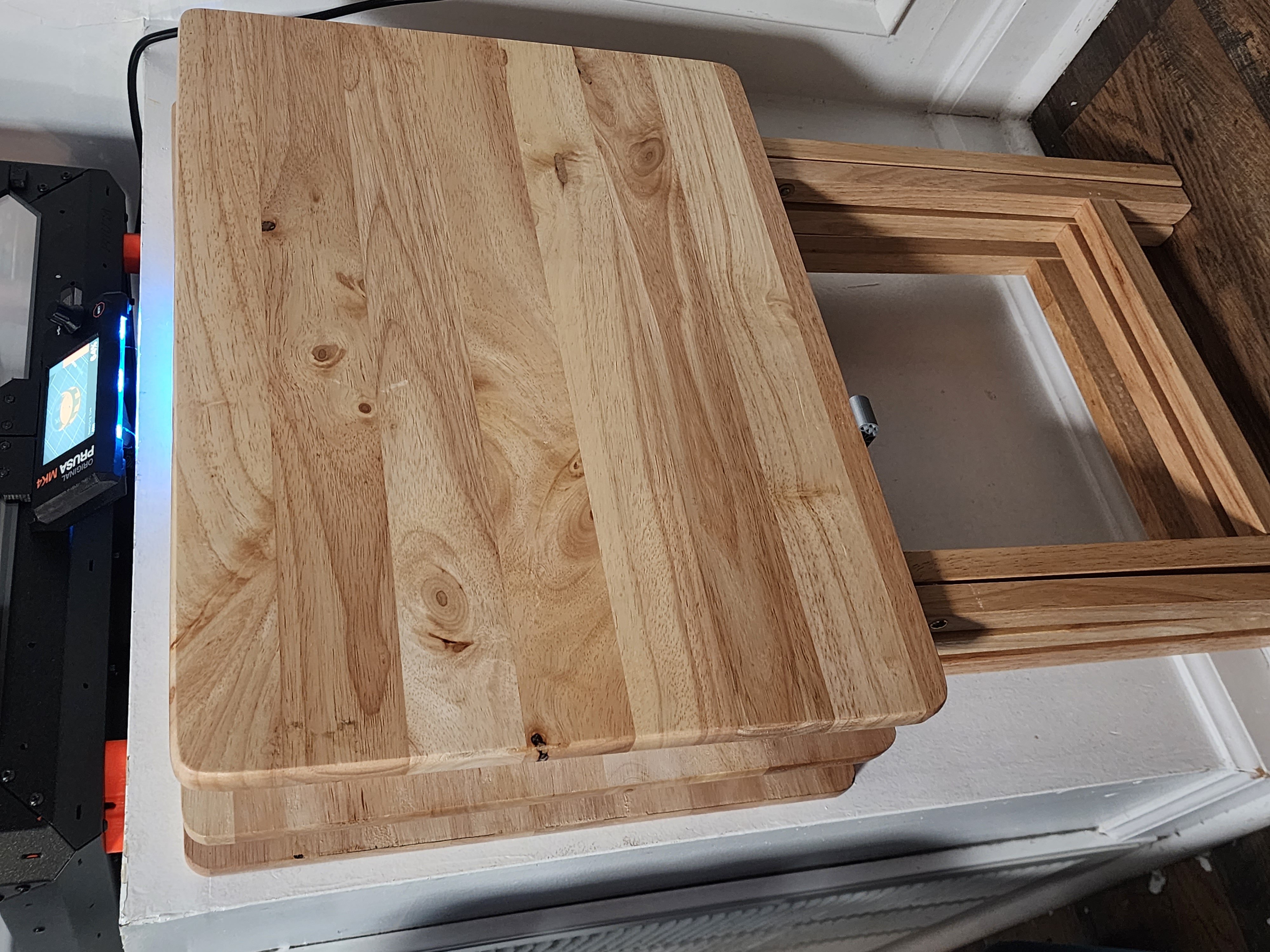 Miniatura 5 do modelo 3D Honeycomb TV Table Storage Bracket