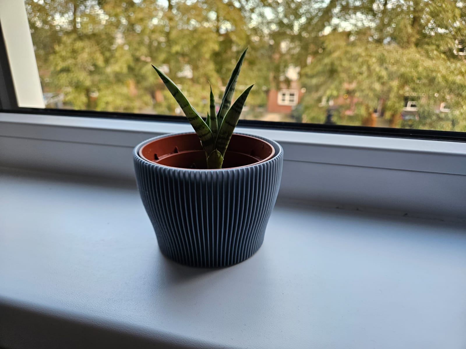 Miniatura 2 do modelo 3D Simple Planter Vertical