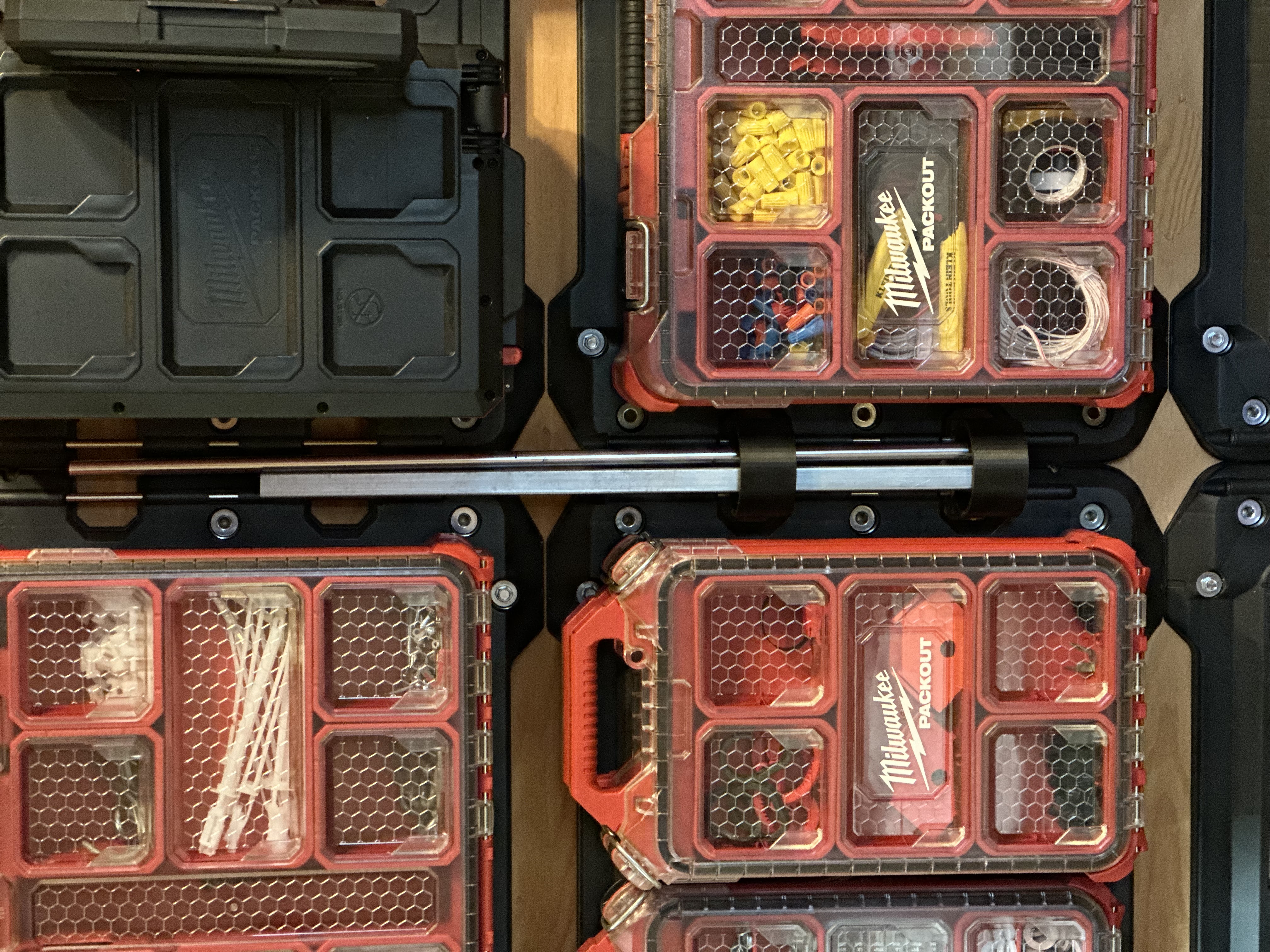 Milwaukee Packout Wall Brackets - Rods/Pipes