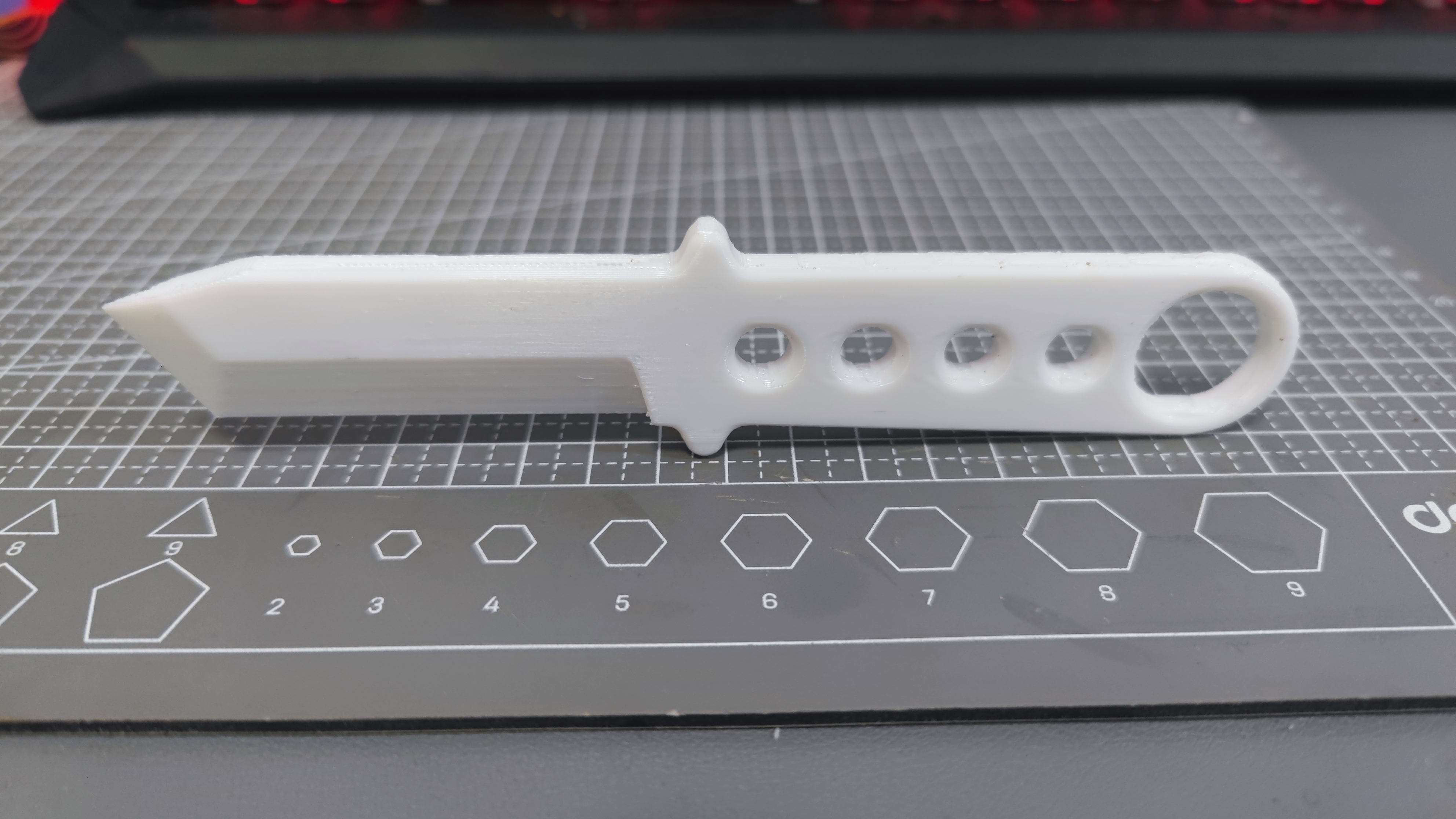 Mini Tanto (palm length)